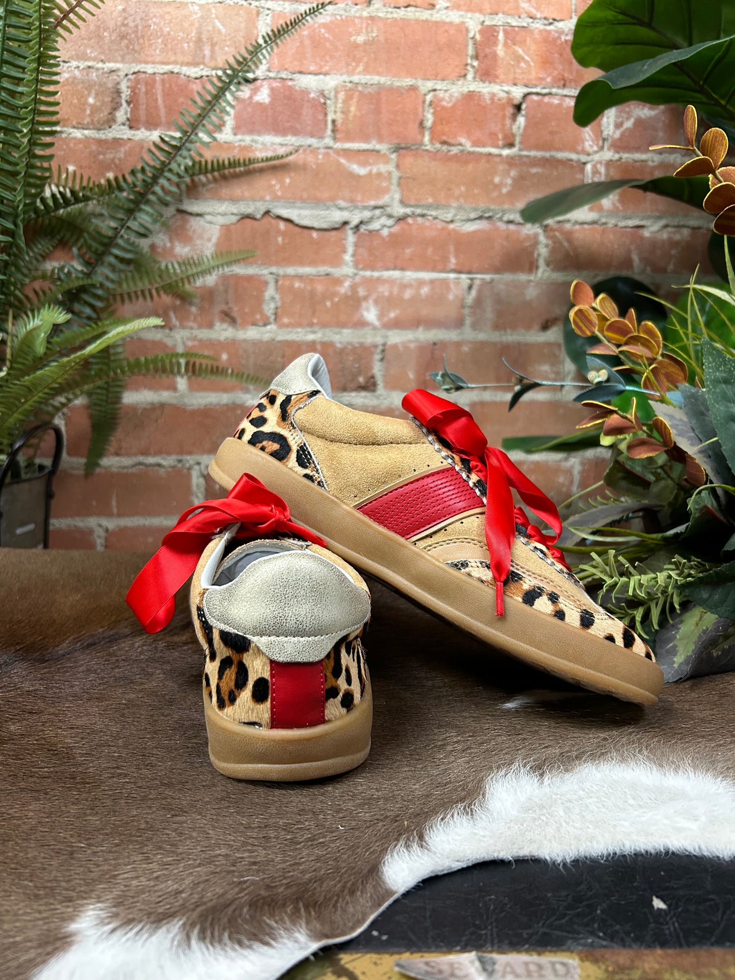 Dixie Leopard Sneaker