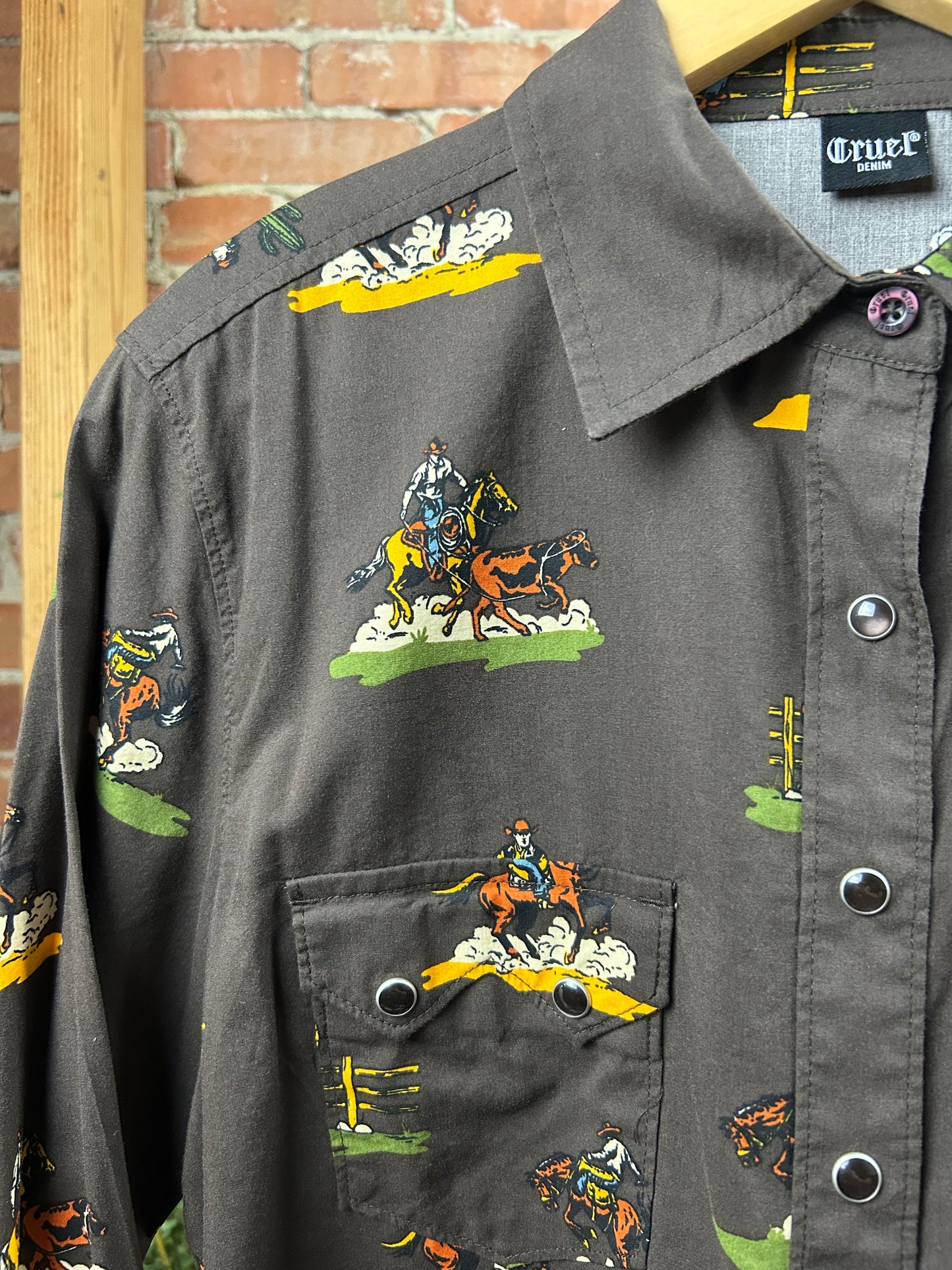 Ranch'n Button Down