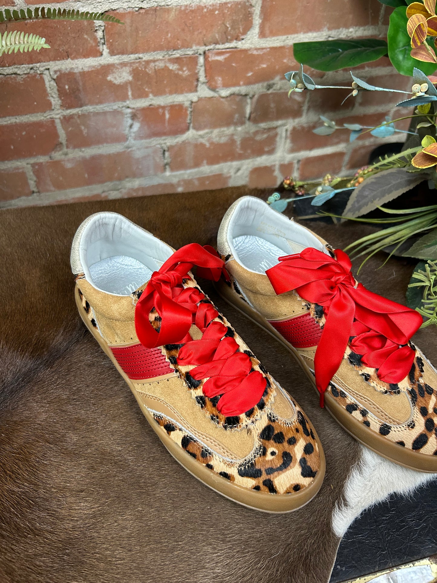 Dixie Leopard Sneaker