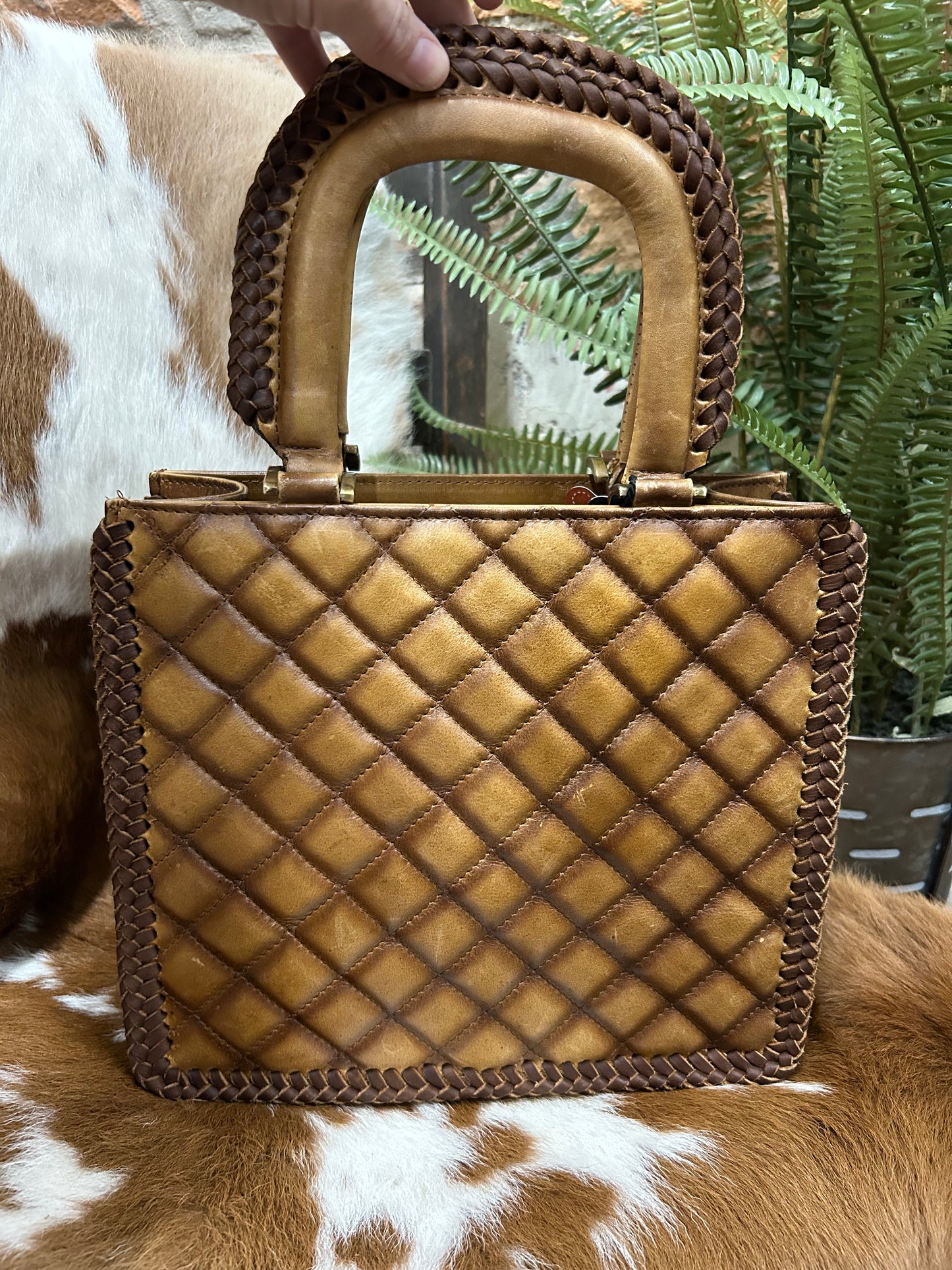 Ouilted Daphne Purse