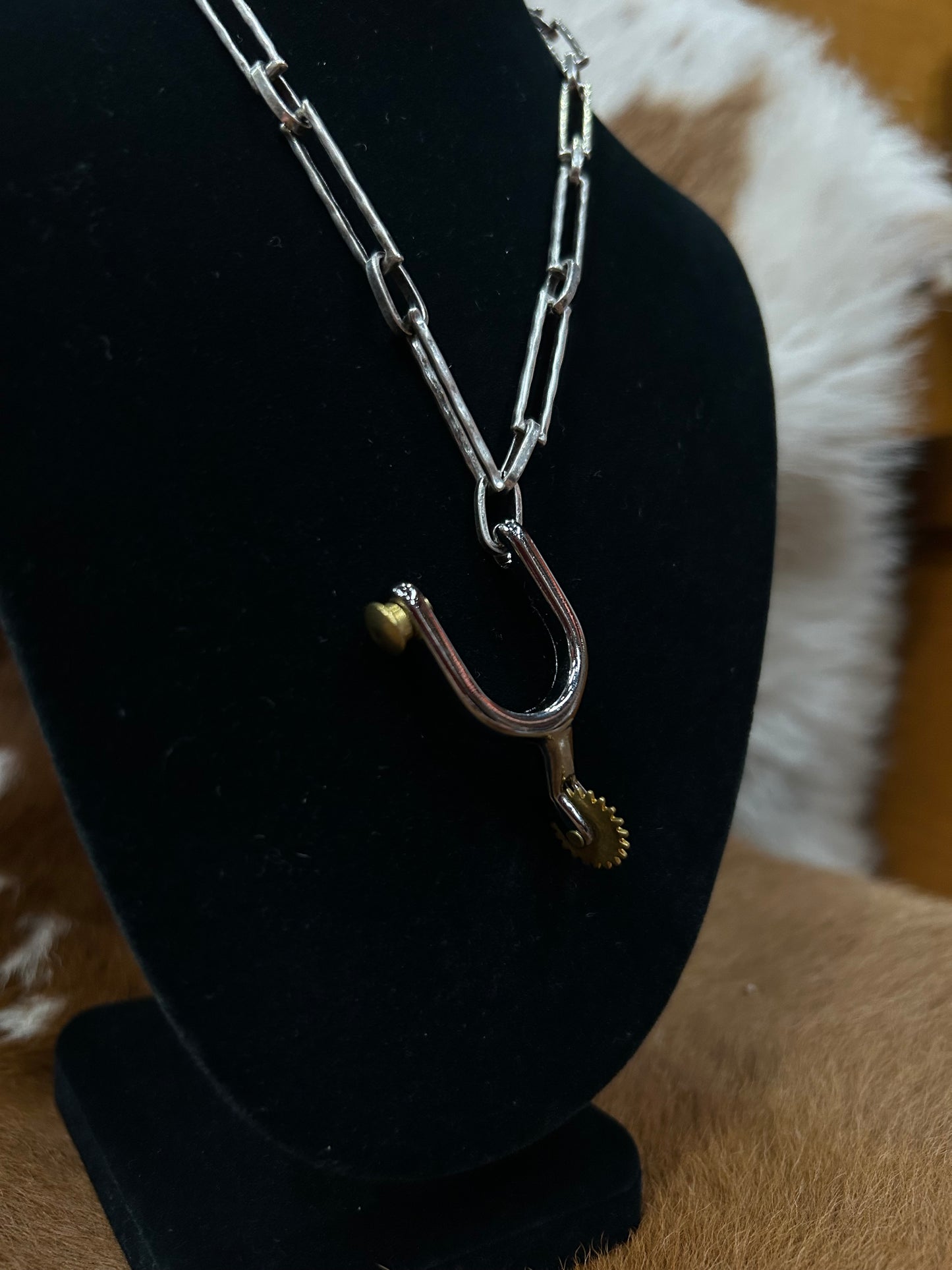Spur Necklace