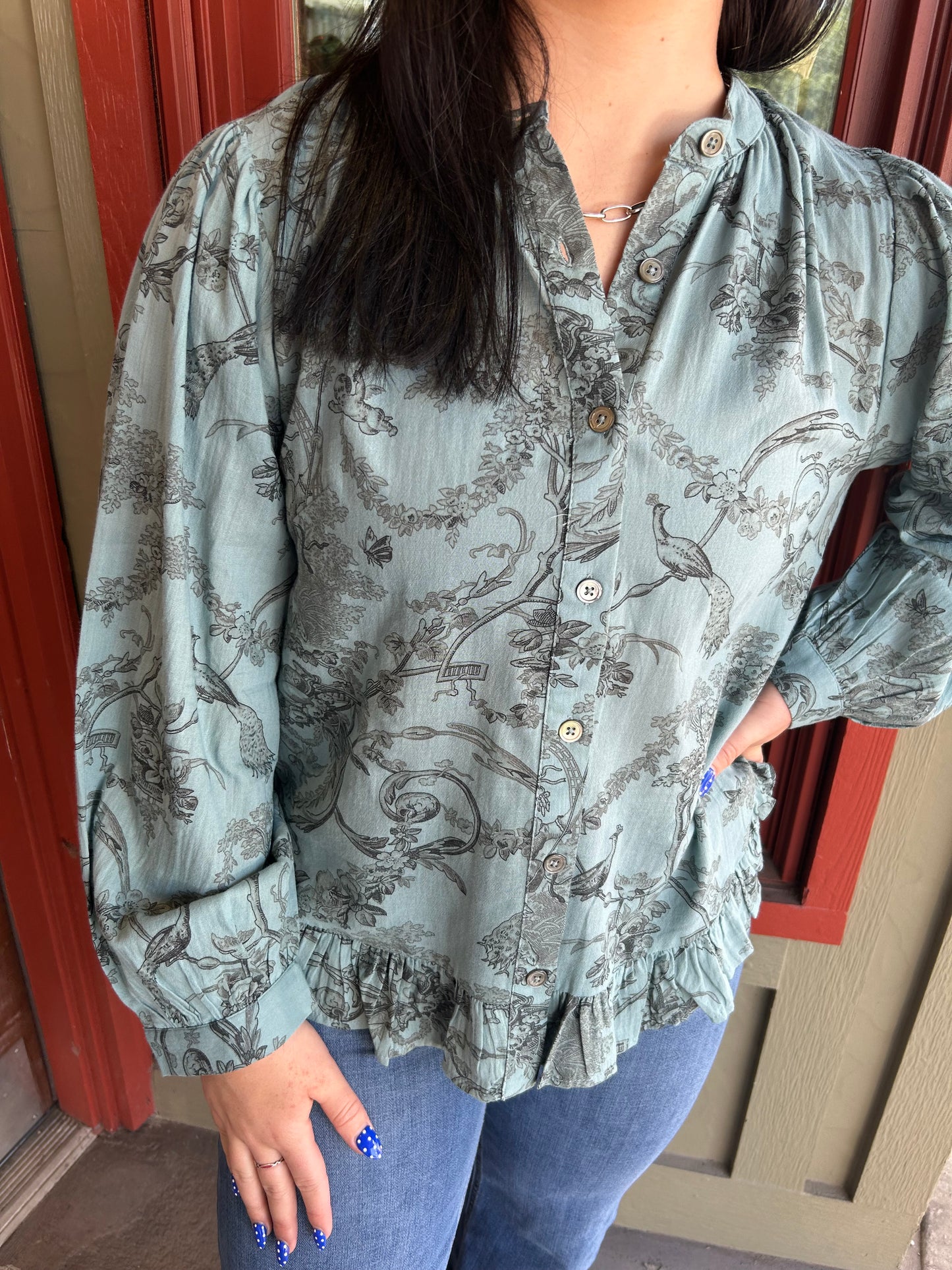 Toile Ruffle Hem Shirt
