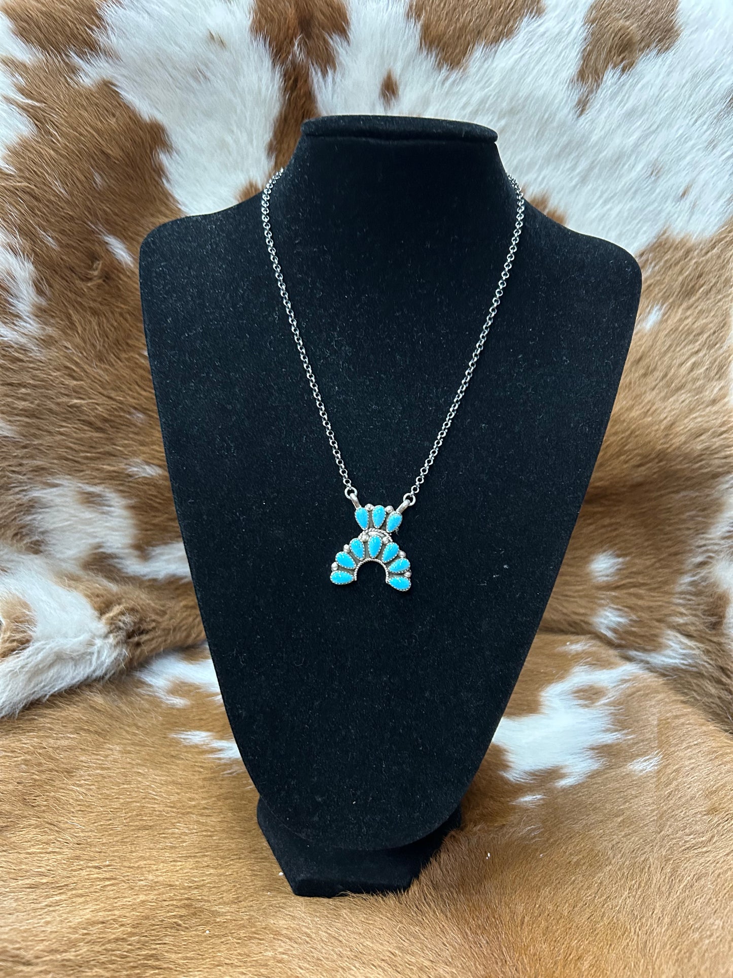 Kingman Turquosie Naja Necklace