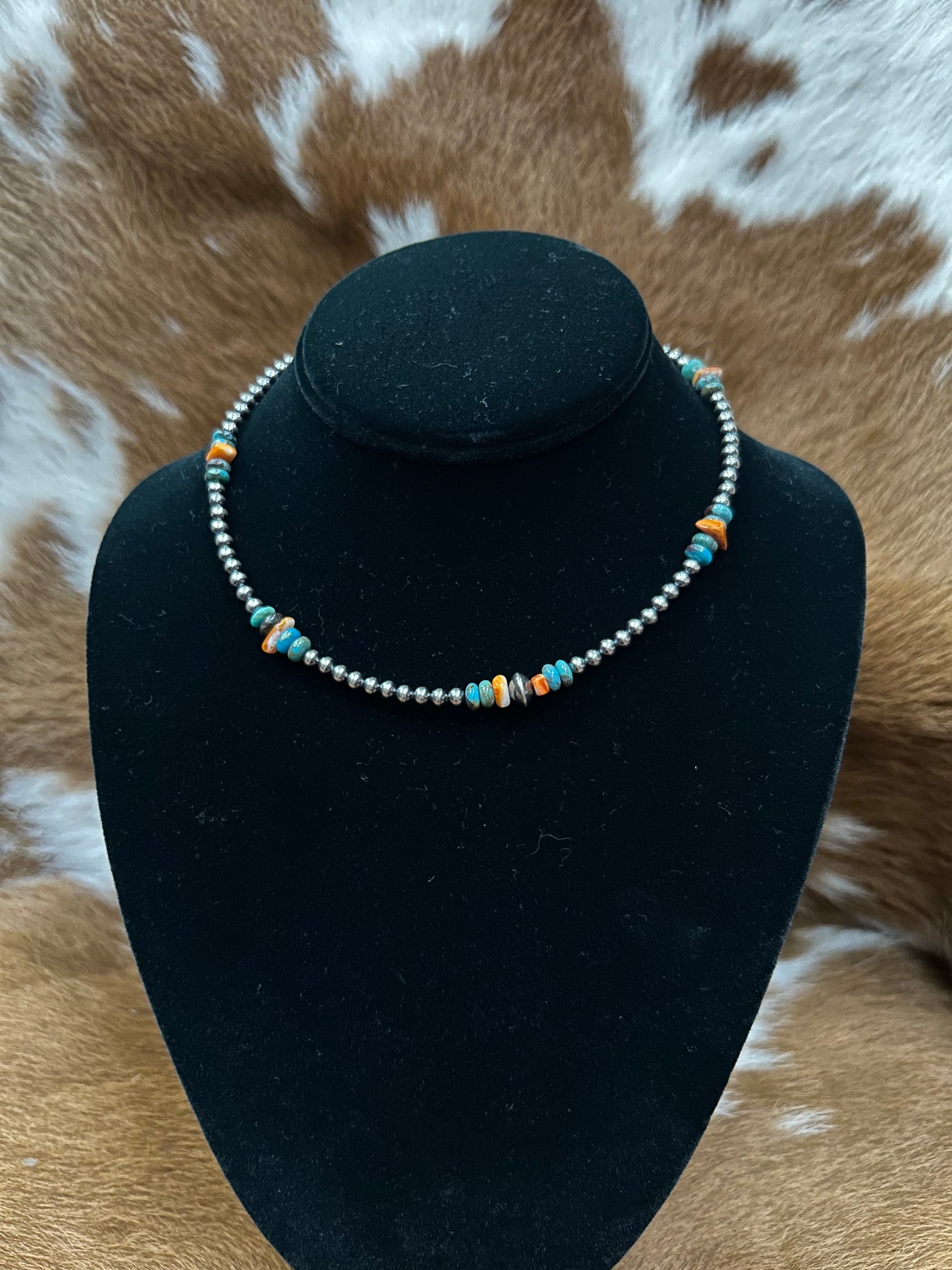 Navajos W/ Turq & Spiney Necklace