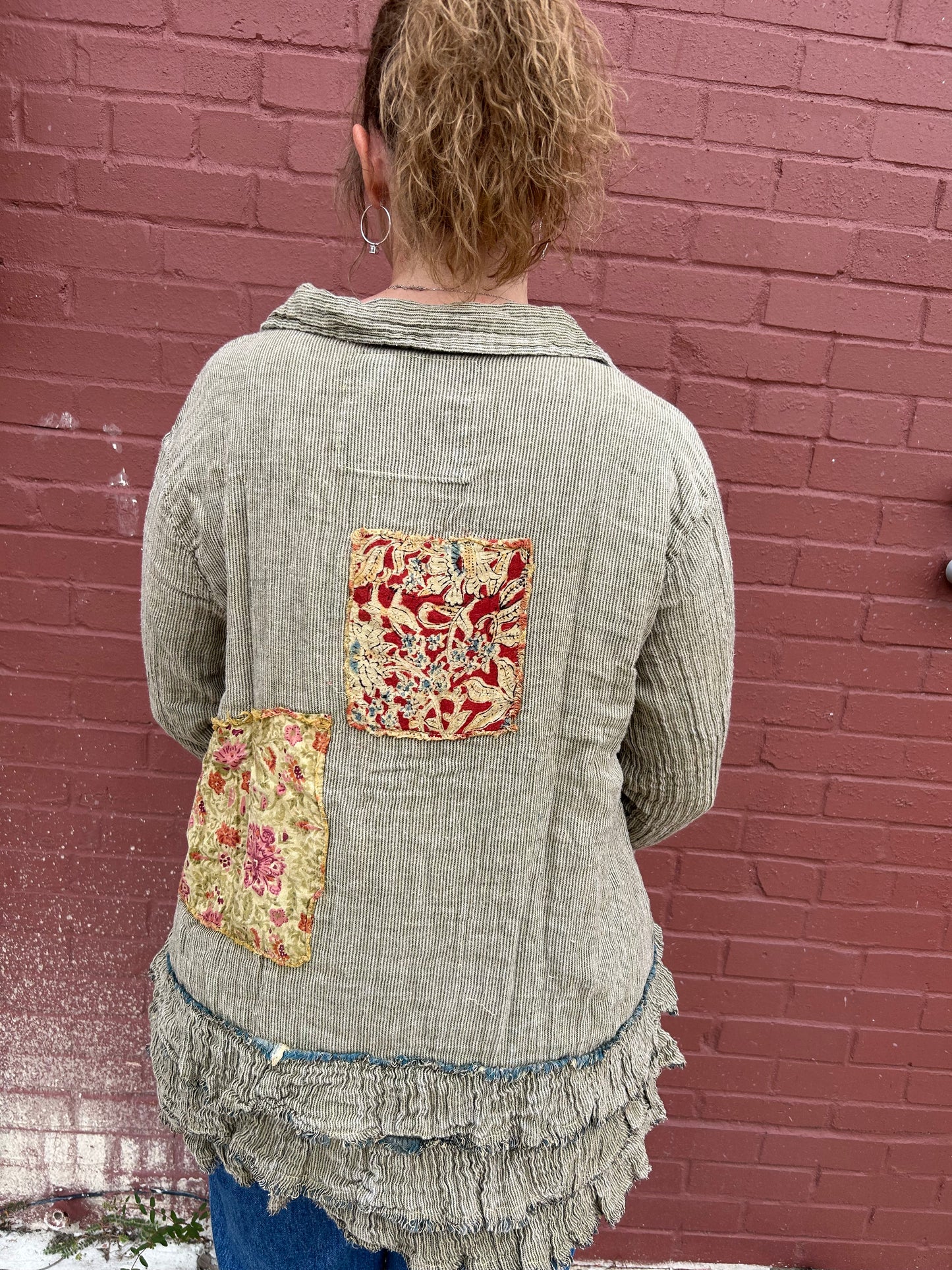 Soft Ruffle Jacket