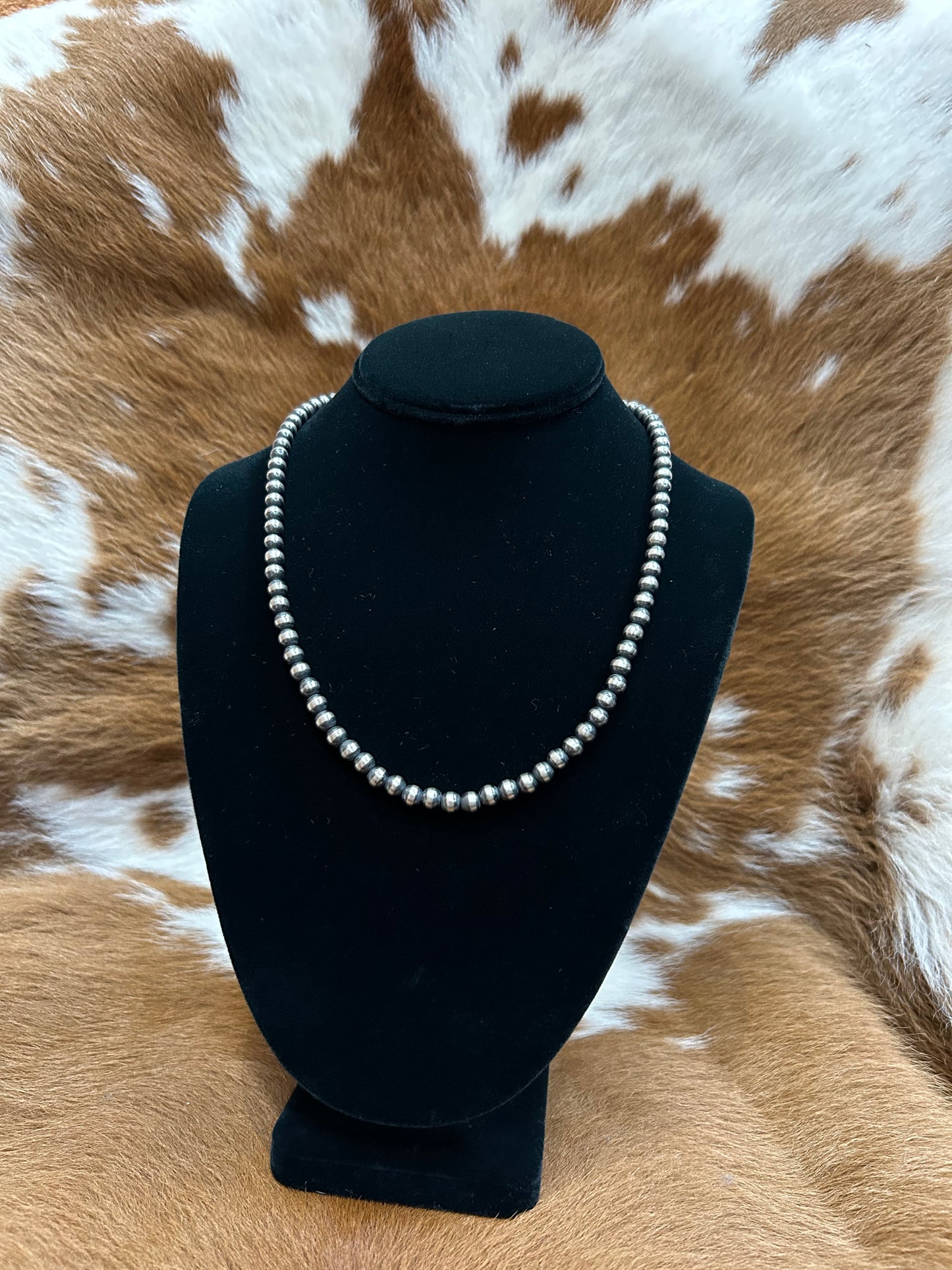 6 MM Navajo Pearls