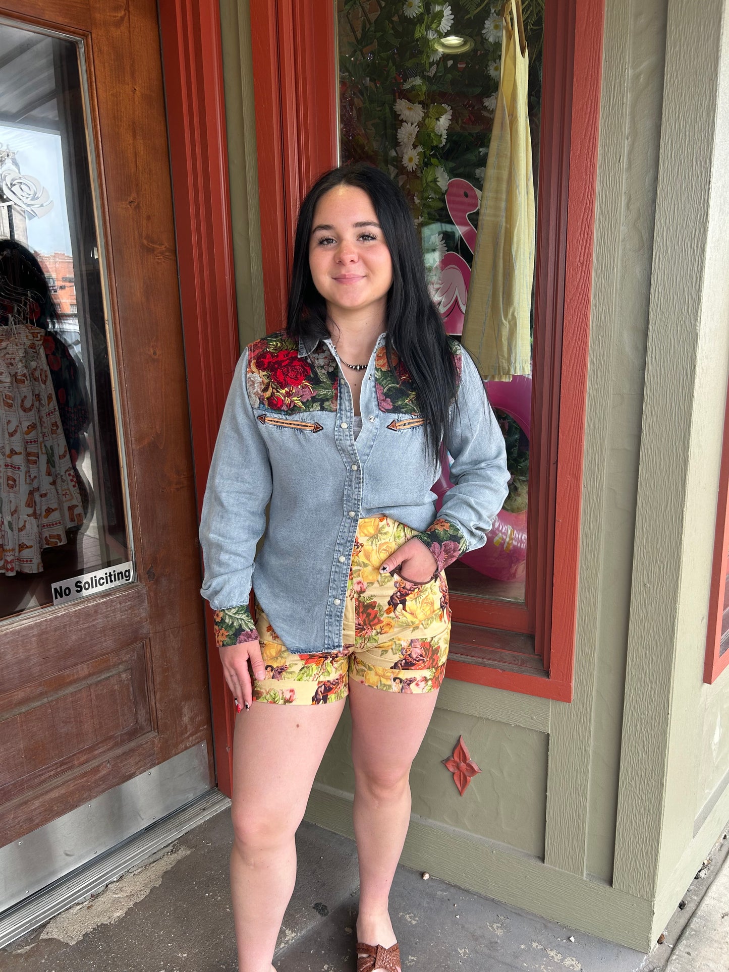 Rosa Vaquera Button Up