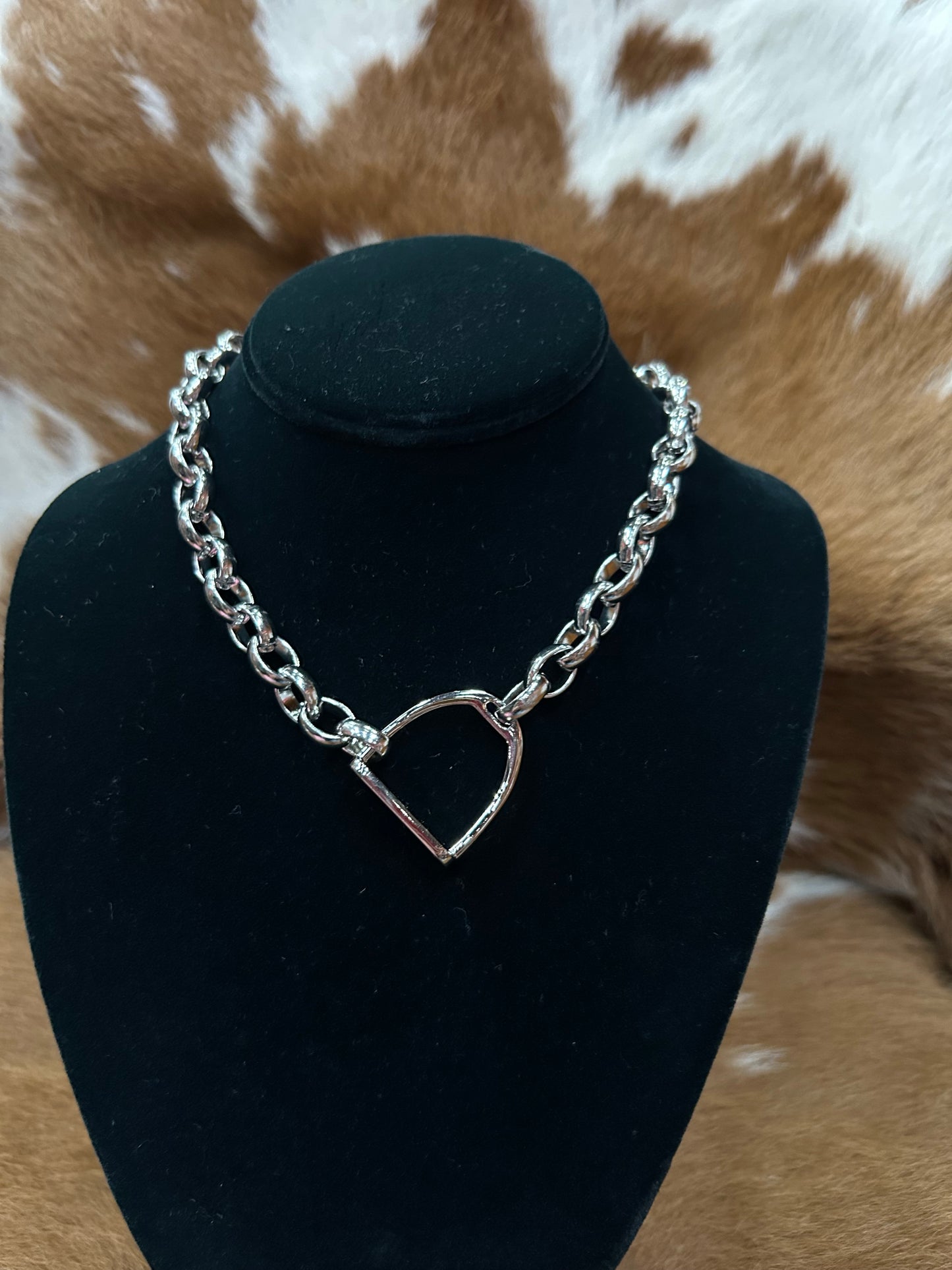 Small Side Stirrup Necklace