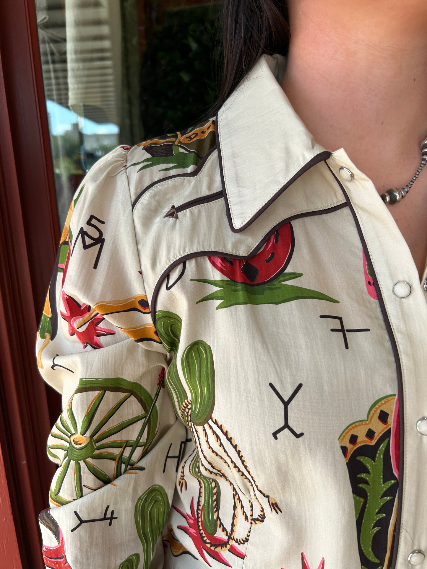 Atomic Ranch Top