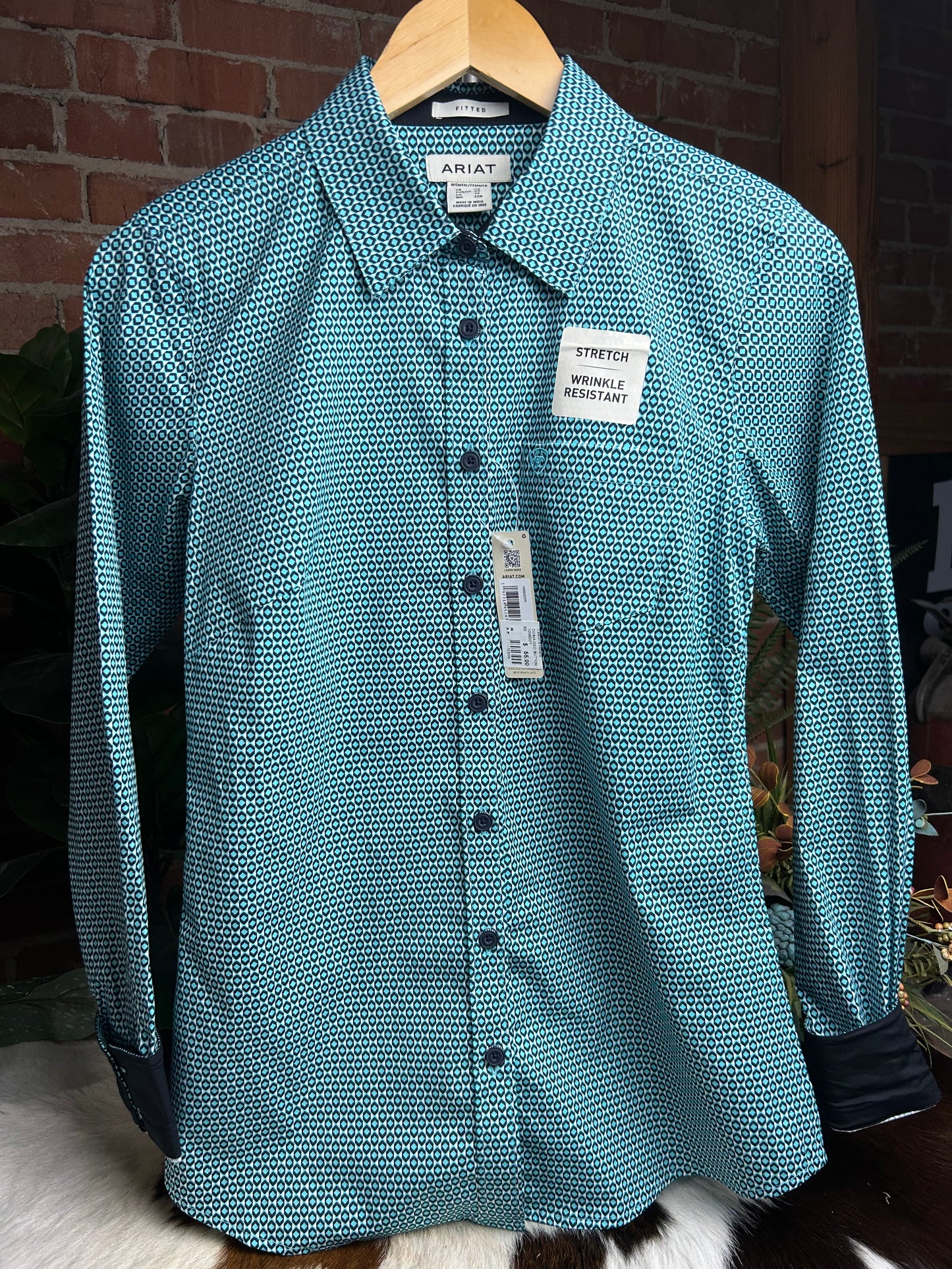 Odina Geo Button Down