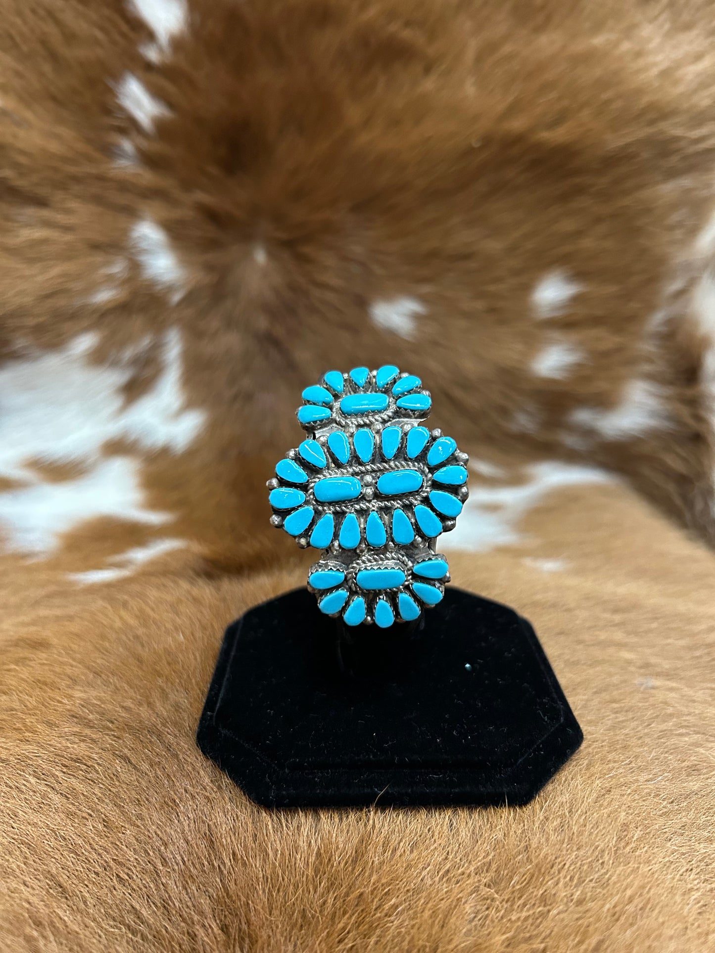 Oval Cluster Cuff