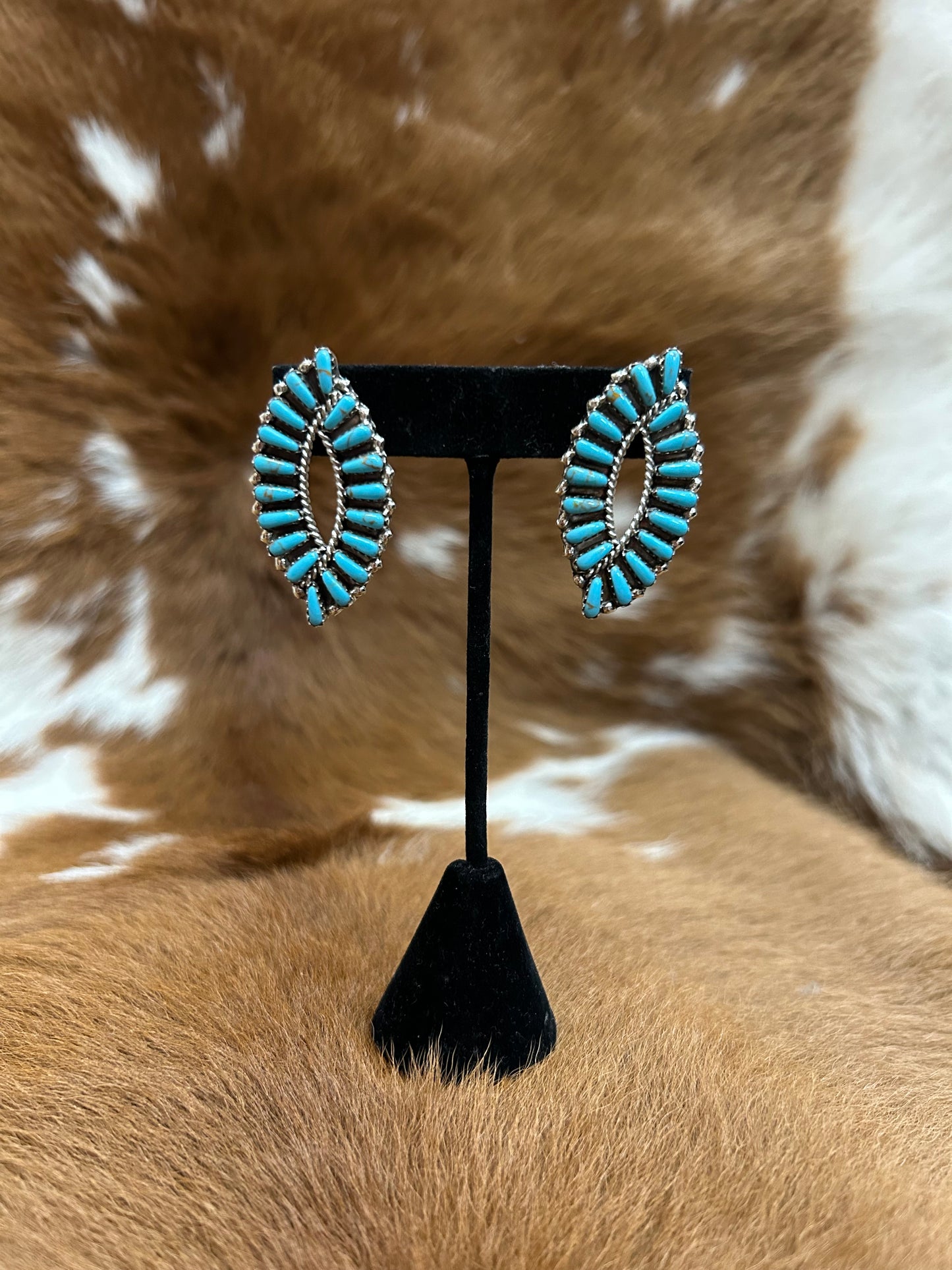 Tamera Benally Oval Cluster