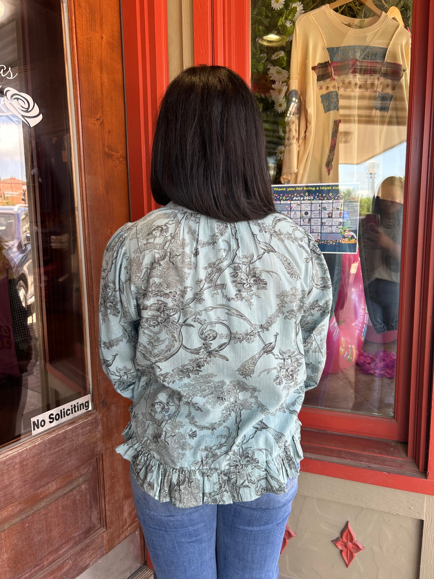 Toile Ruffle Hem Shirt