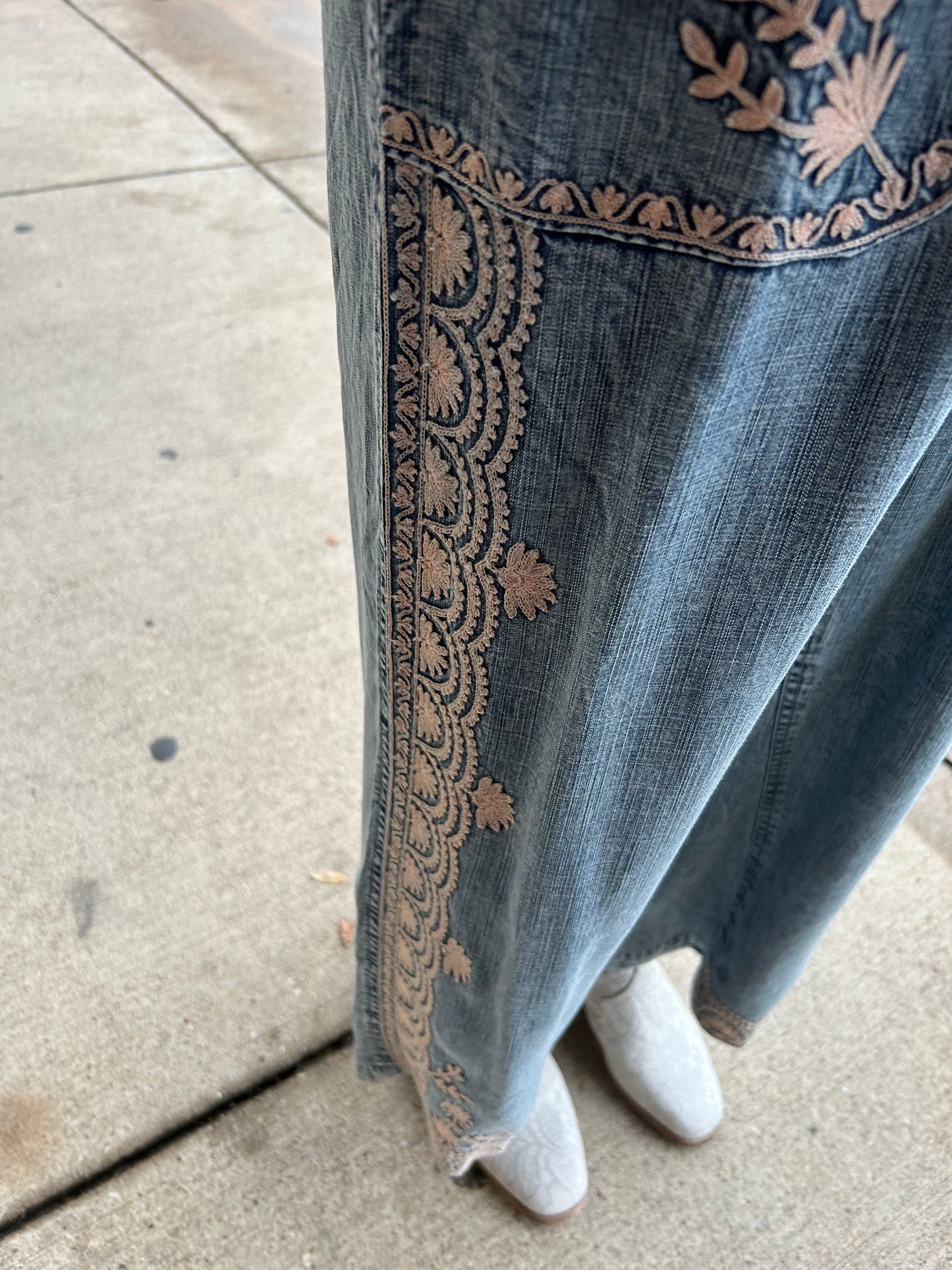 Border Embroidered Denim Pant