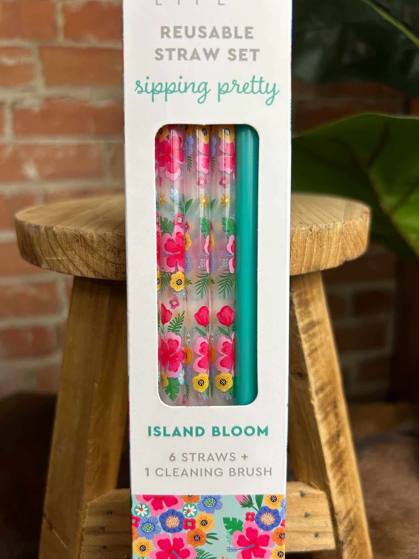 Island Bloom Straw Set