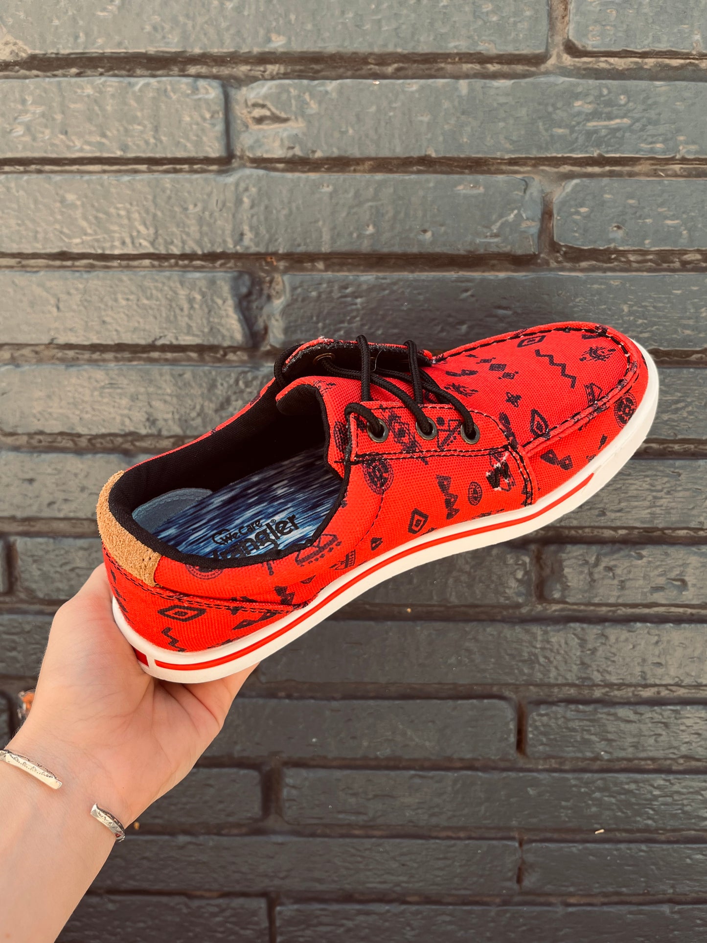 Retro Low Top