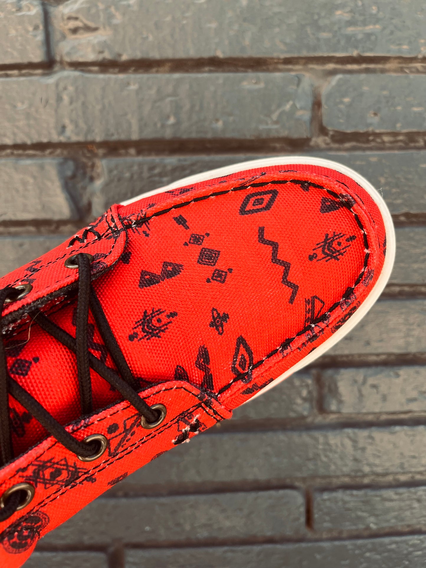 Retro Low Top