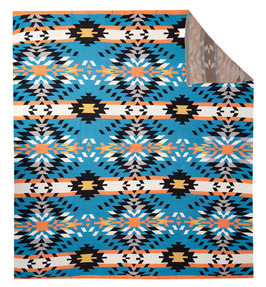 Takinana Ridge Throw
