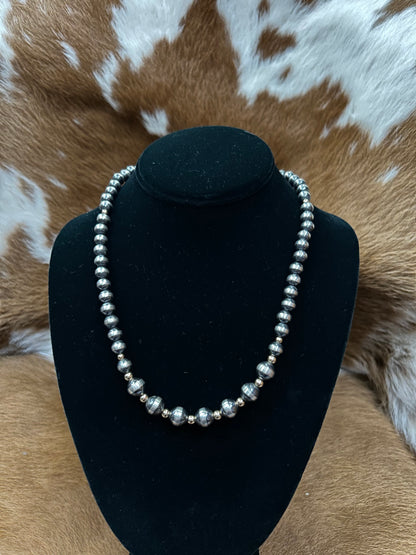 Graduated Navajos w/ Gold Pearls