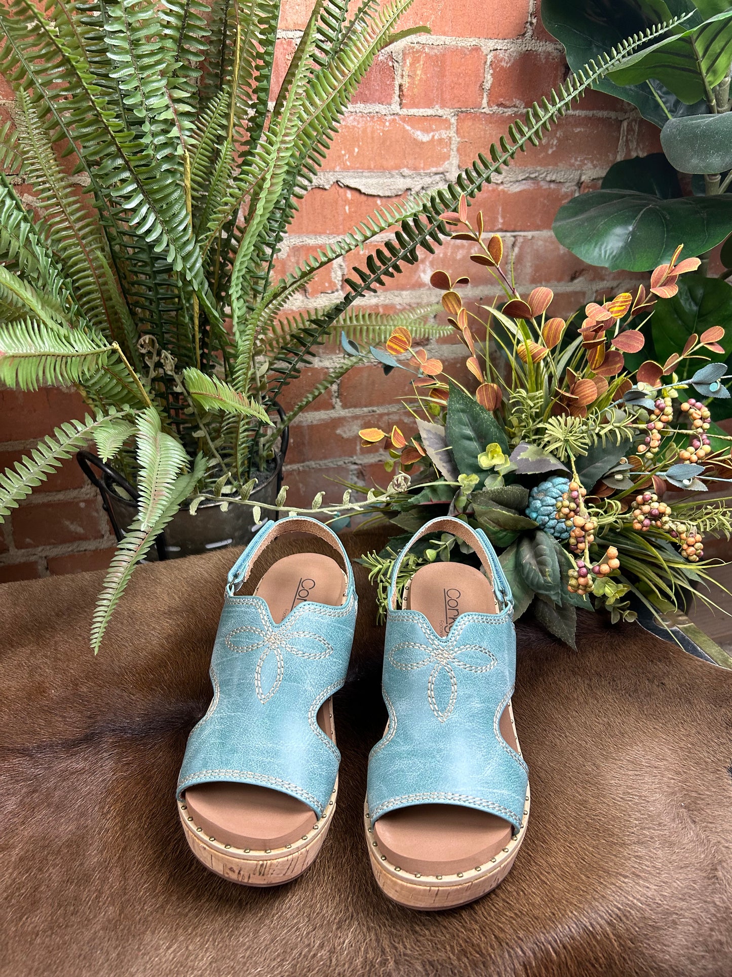Darlin Wedge - Turquoise