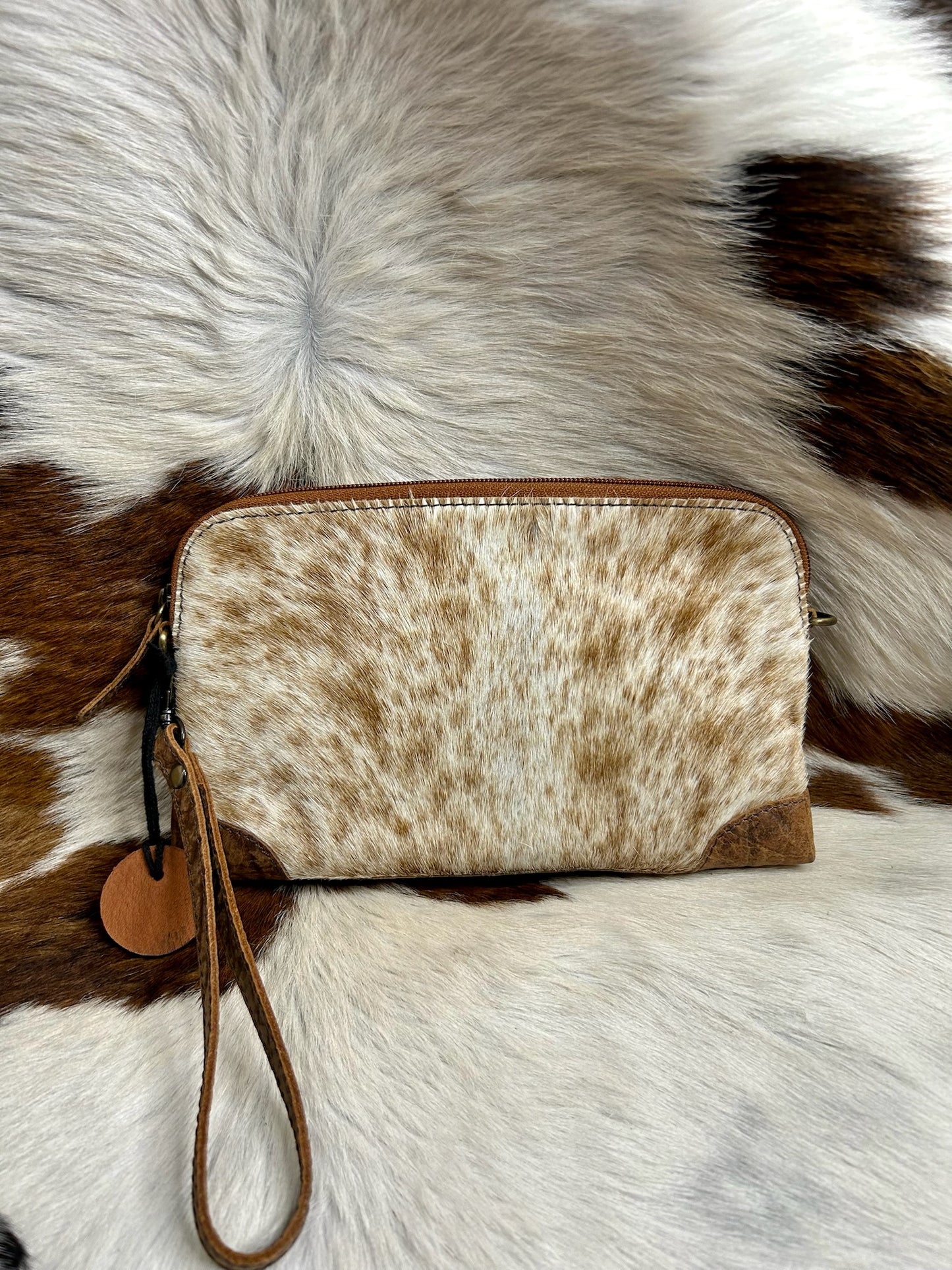 Swift Rider Crossbody
