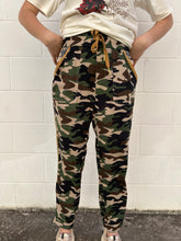 Load image into Gallery viewer, Rodeo Quincy Camo Pants