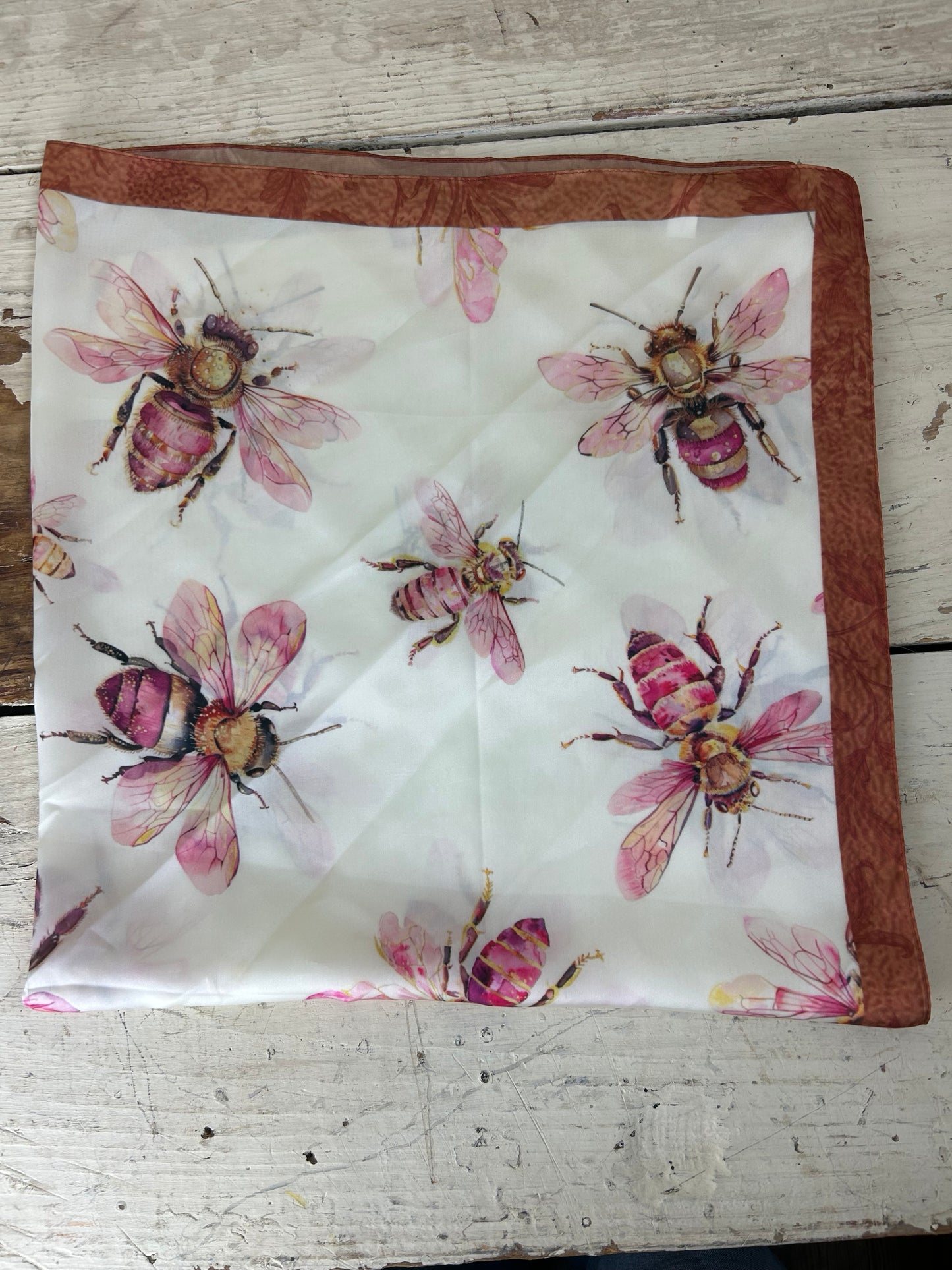 Busy Bee Wild Rag