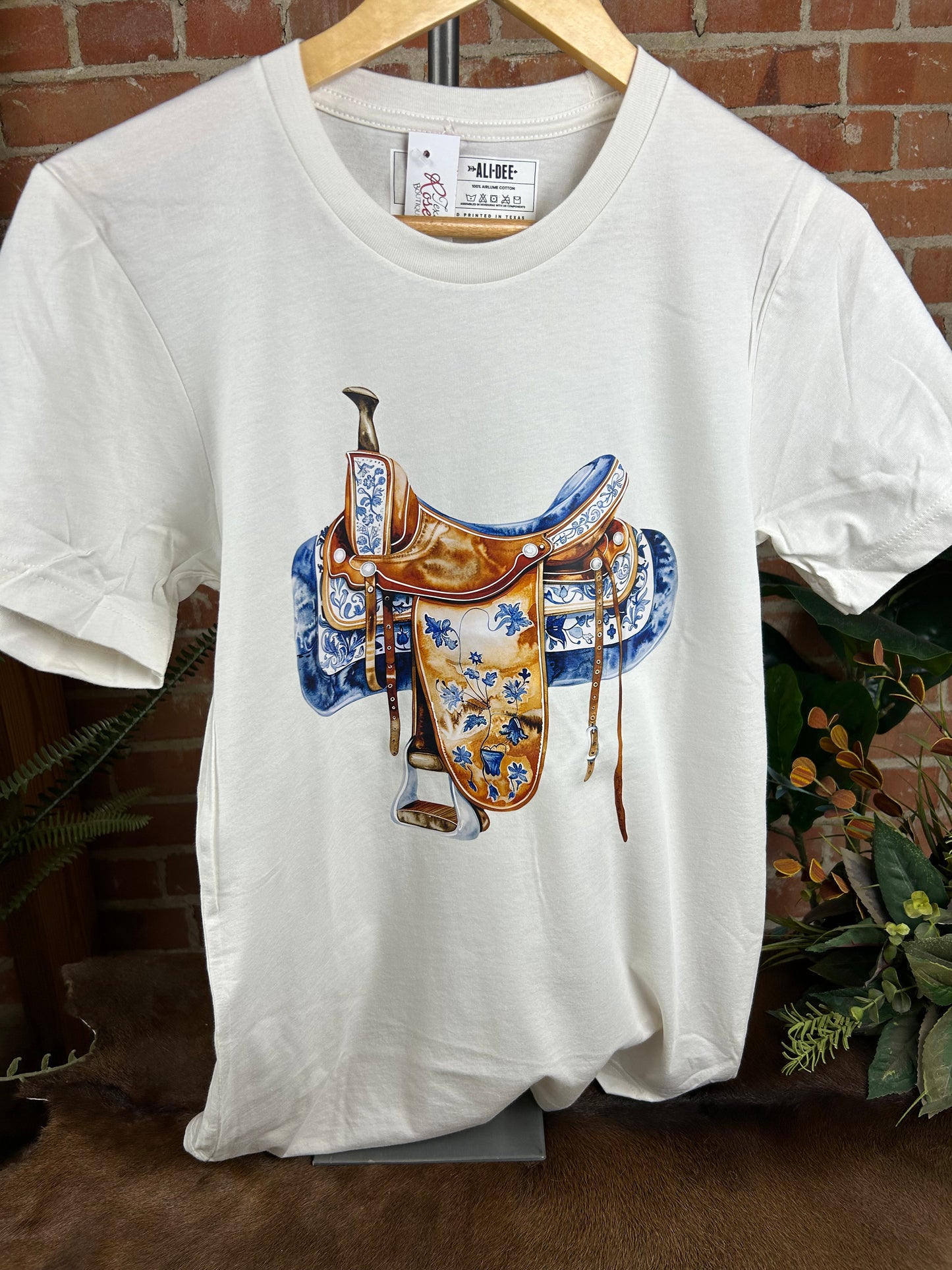 Fancy Saddle Tee