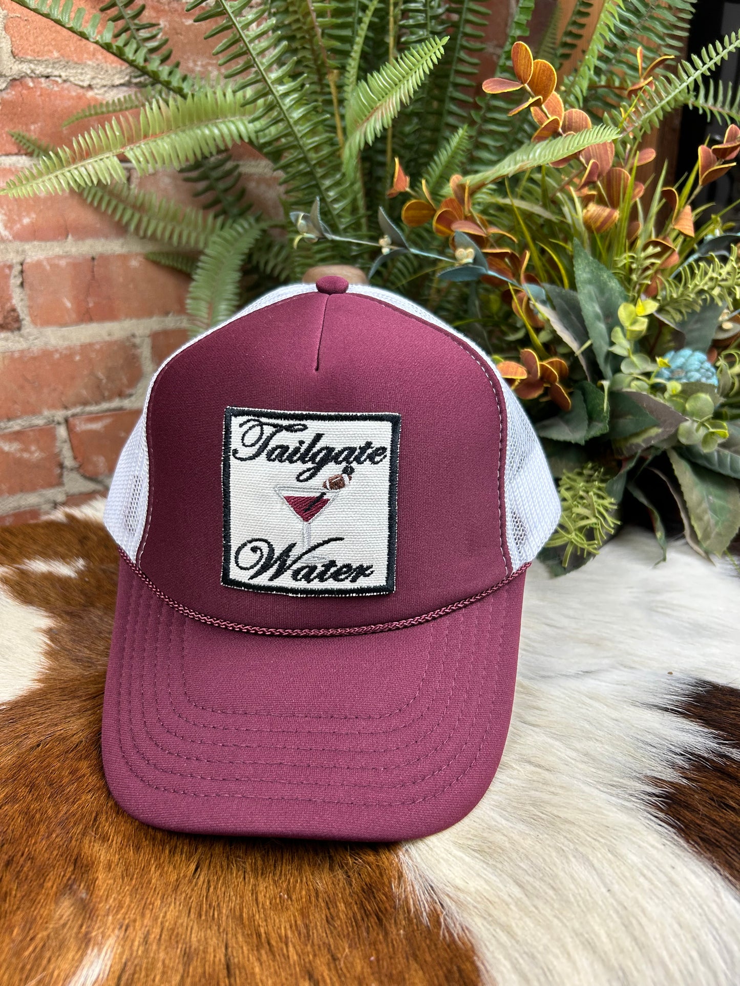 Tailgate Water - Maroon