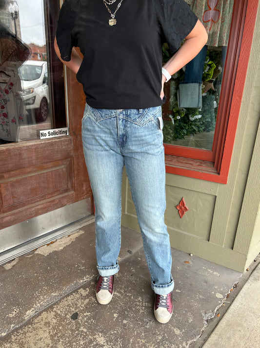 Quinn Tappered Jean