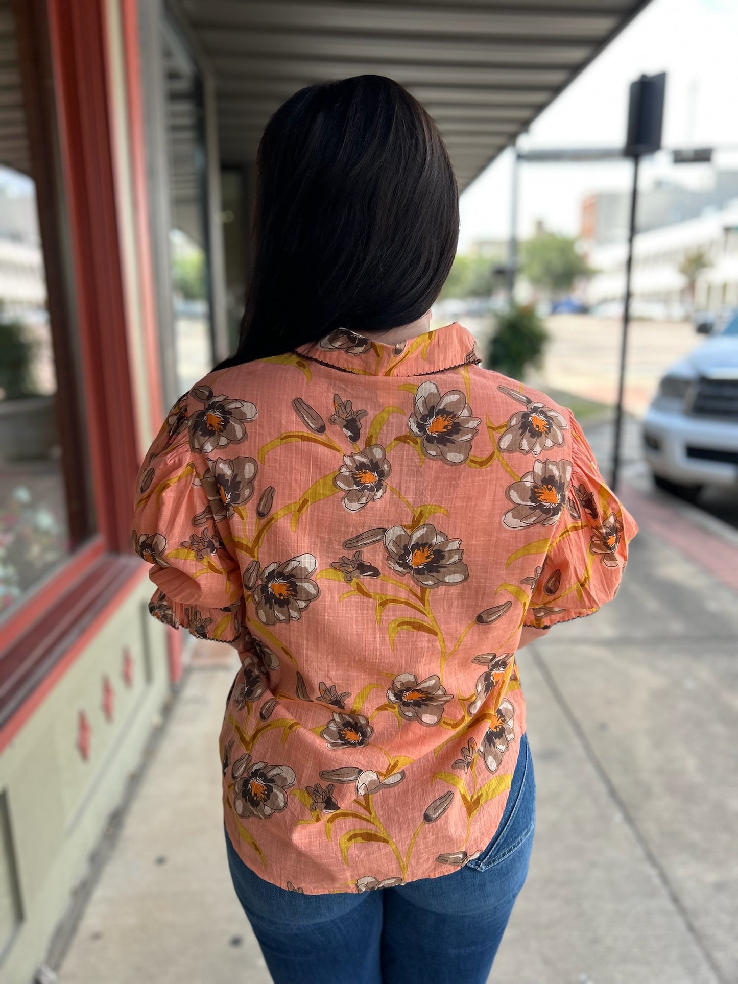 Pointed Collar Shirt