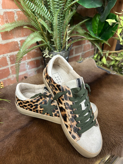 Paula Sneaker - Olive Leo