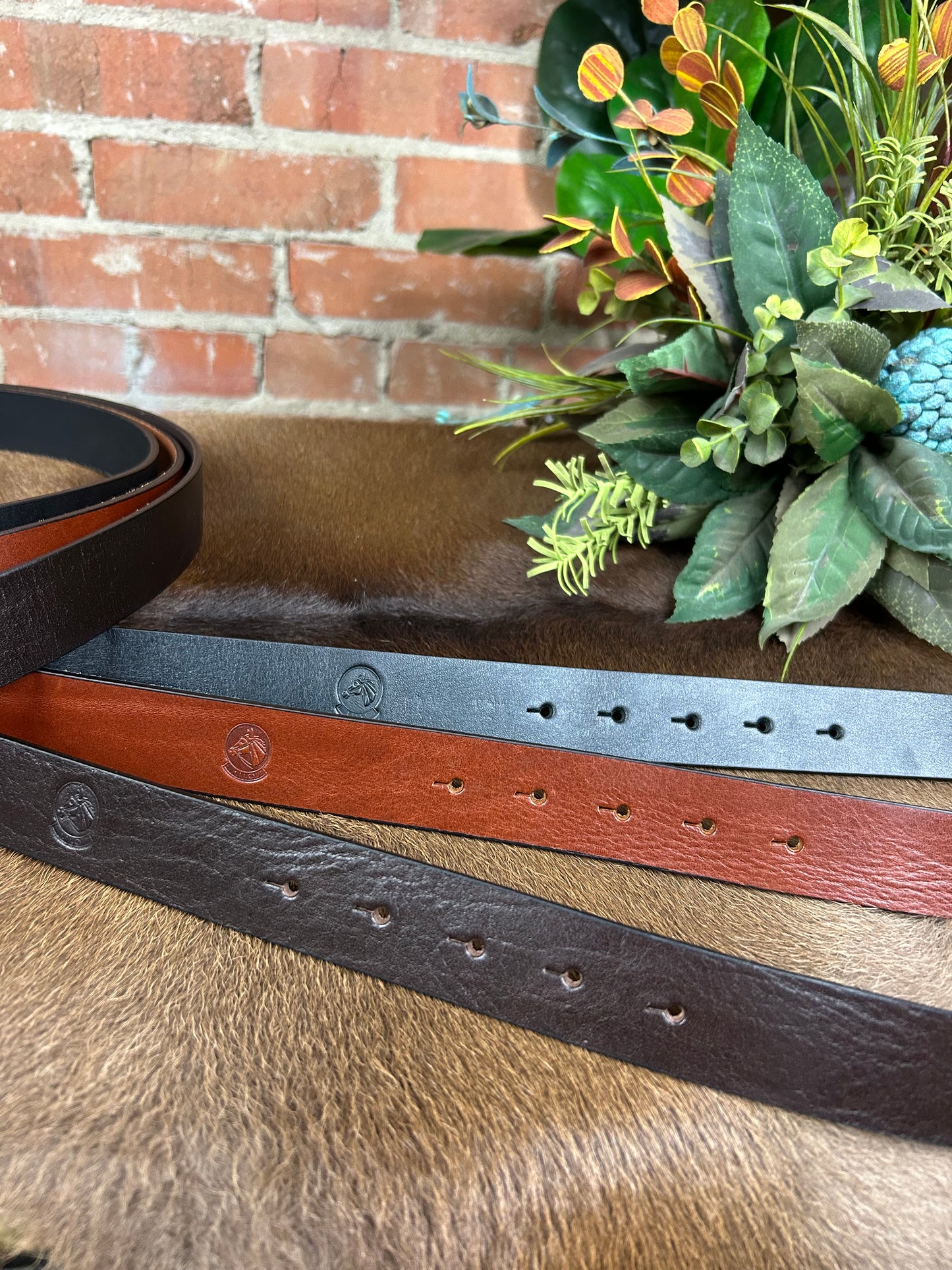 Gold Estribo Stirrup Belt