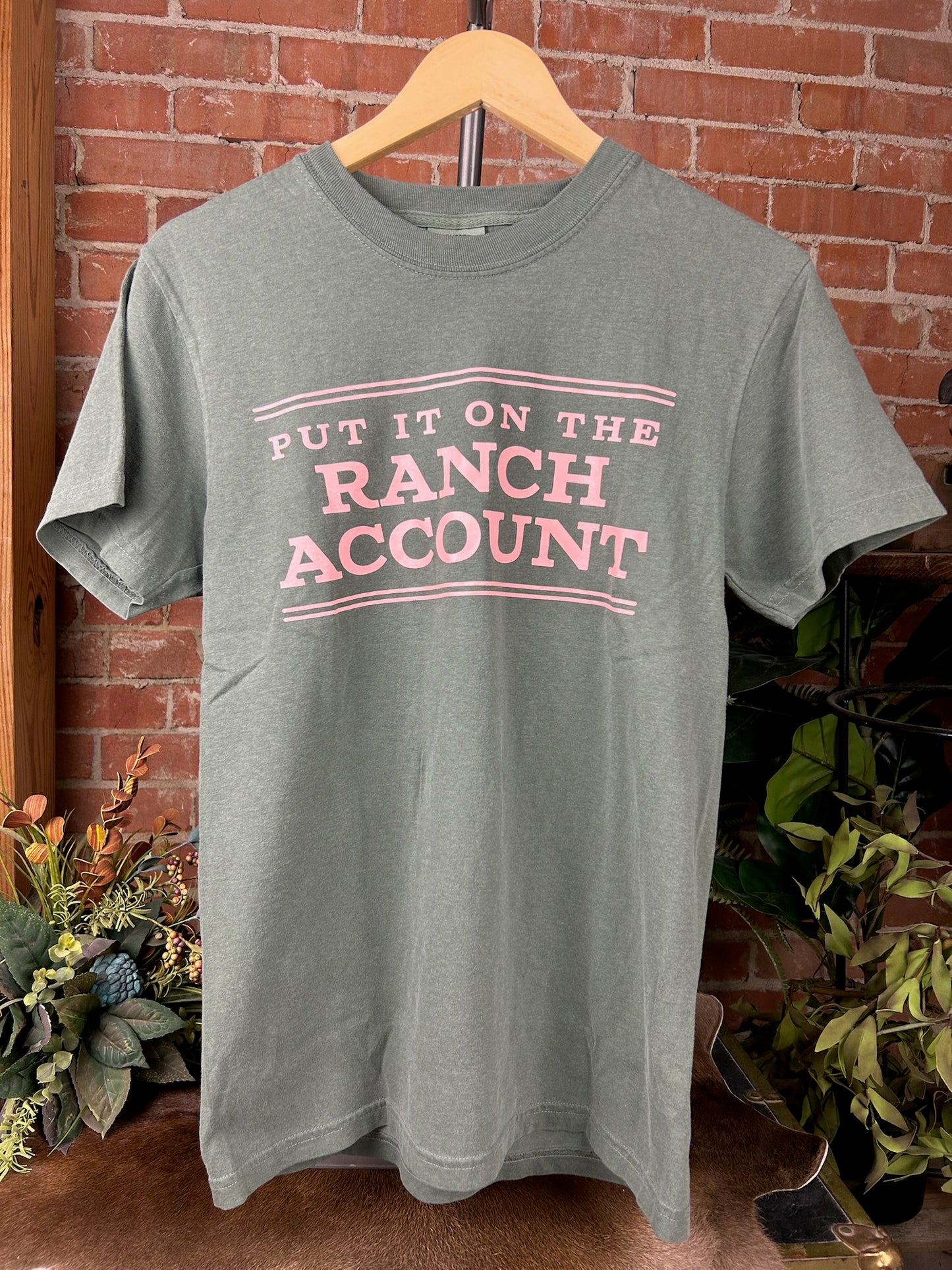 Ranch Account Tee - Moss/Blush