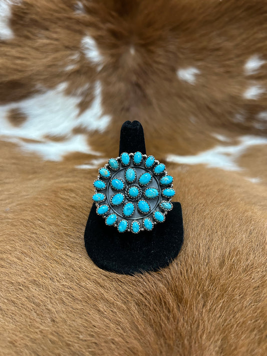 Lg Circle Cluster adjustable Ring