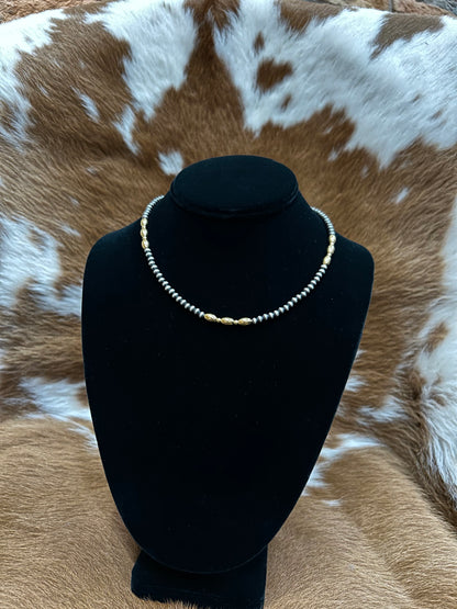 Navajo Pearl W/ Gold Nacklace