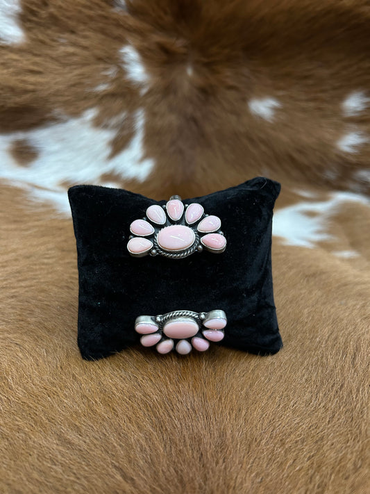 1/2 Cluster Cuff - Pink Conch