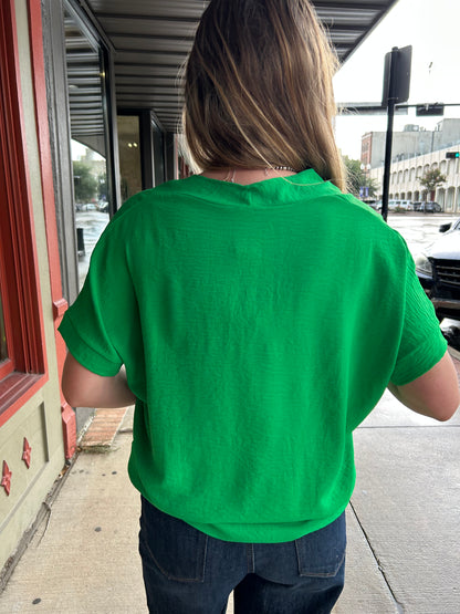 Kelly - Basic V-Neck Top