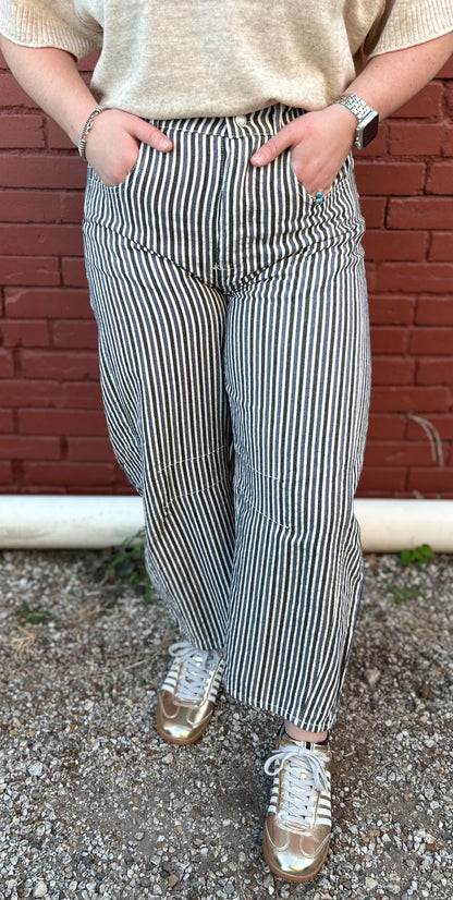 Shadow Wave Barrel Jean