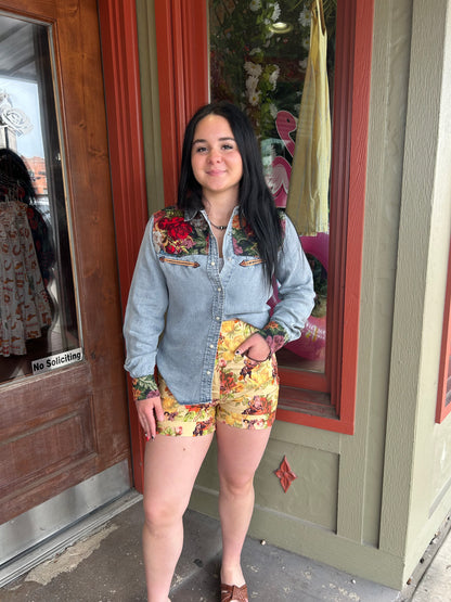 Rosa Vaquera Button Up
