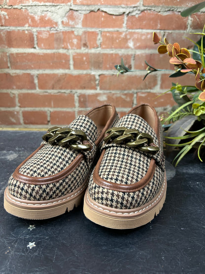 Not Literally Loafer - Houndst