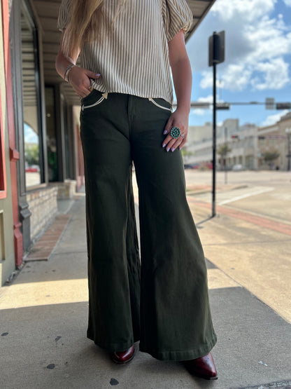 Smiley Wide Leg Jeans - Olive