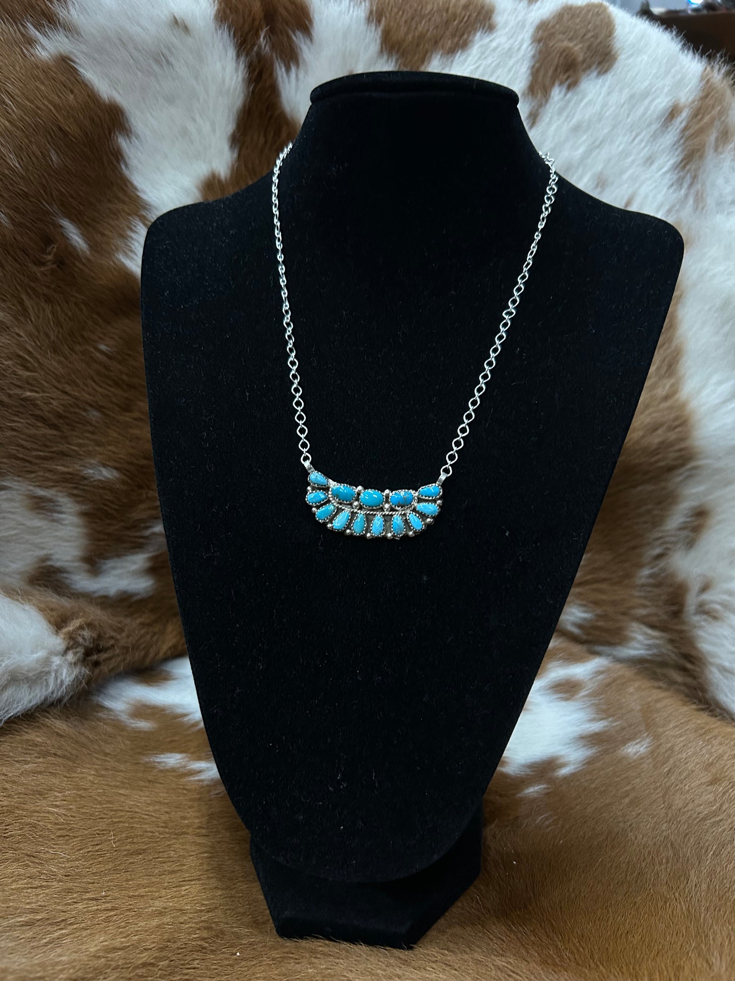 Kingman Cluster Bar Necklace