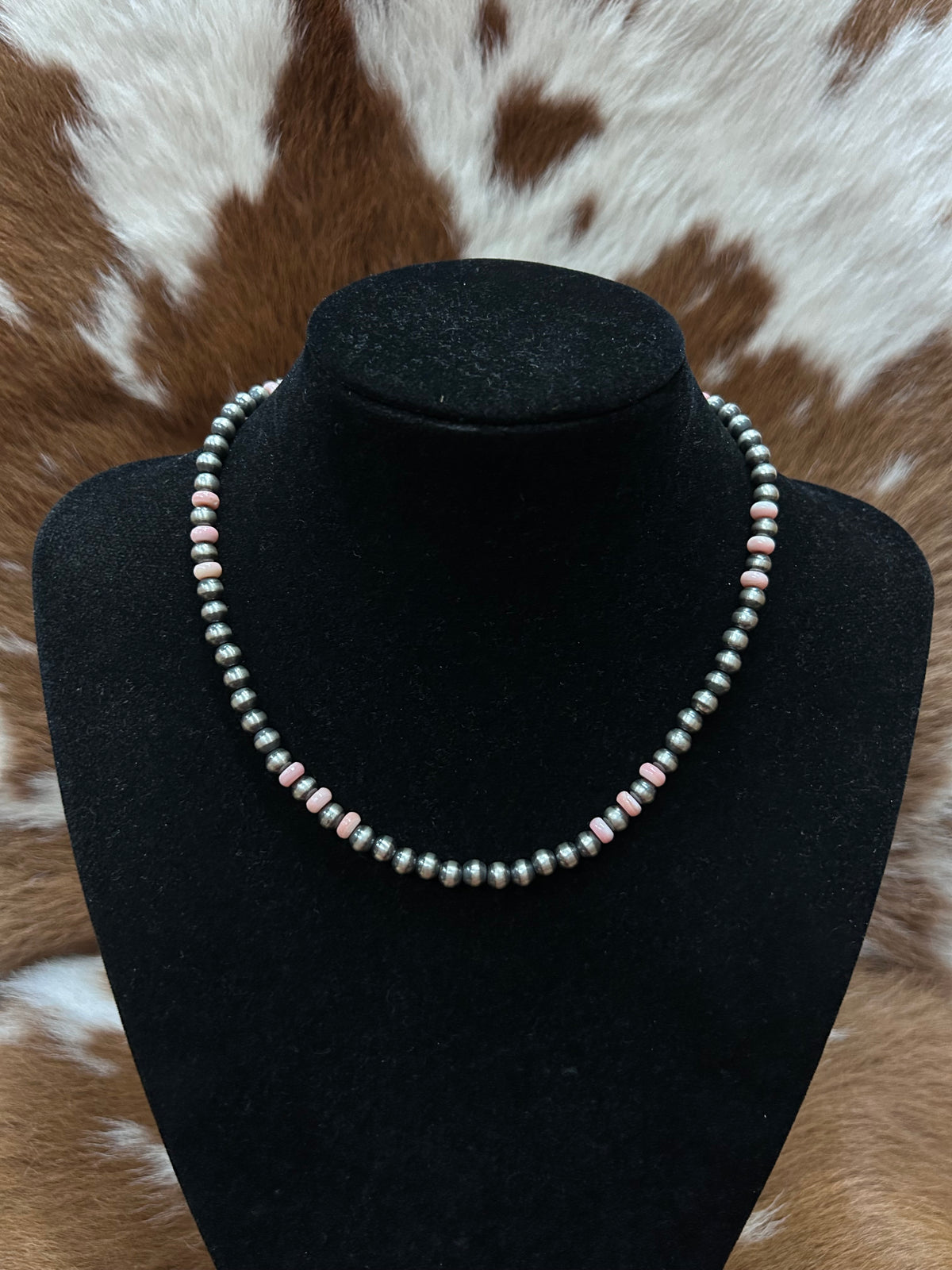 6mm Pink Conch Navajo Necklace