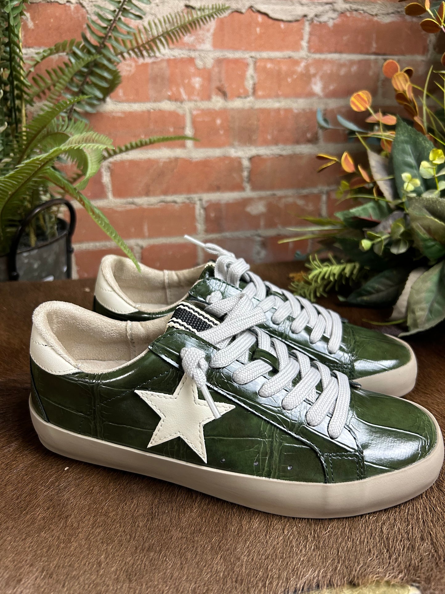 Paula Sneaker