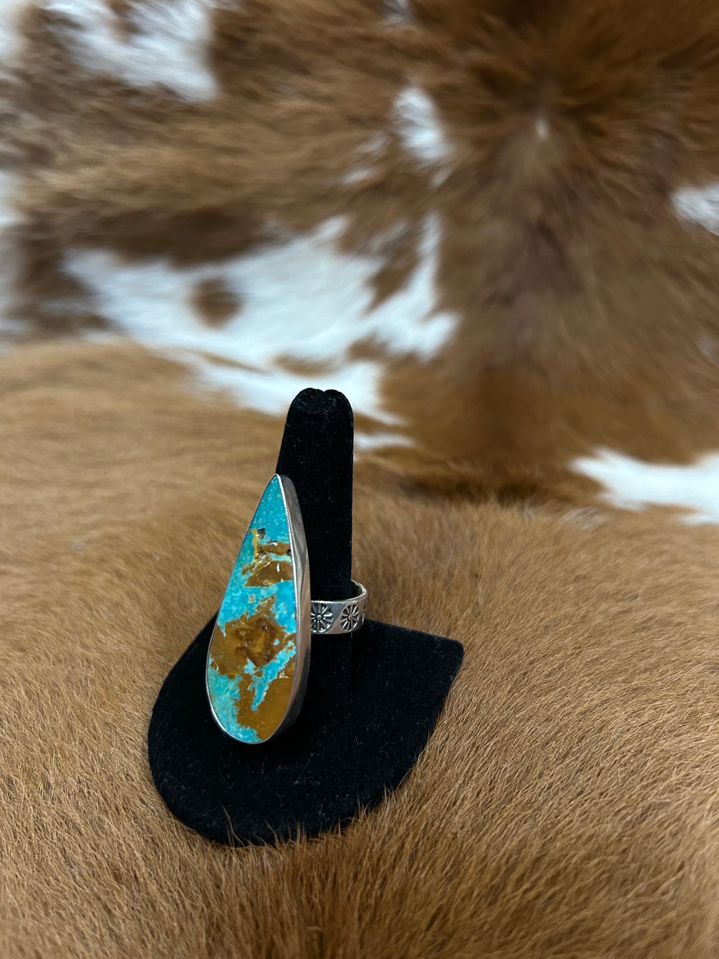 Large Teardrop Adjustable Ring