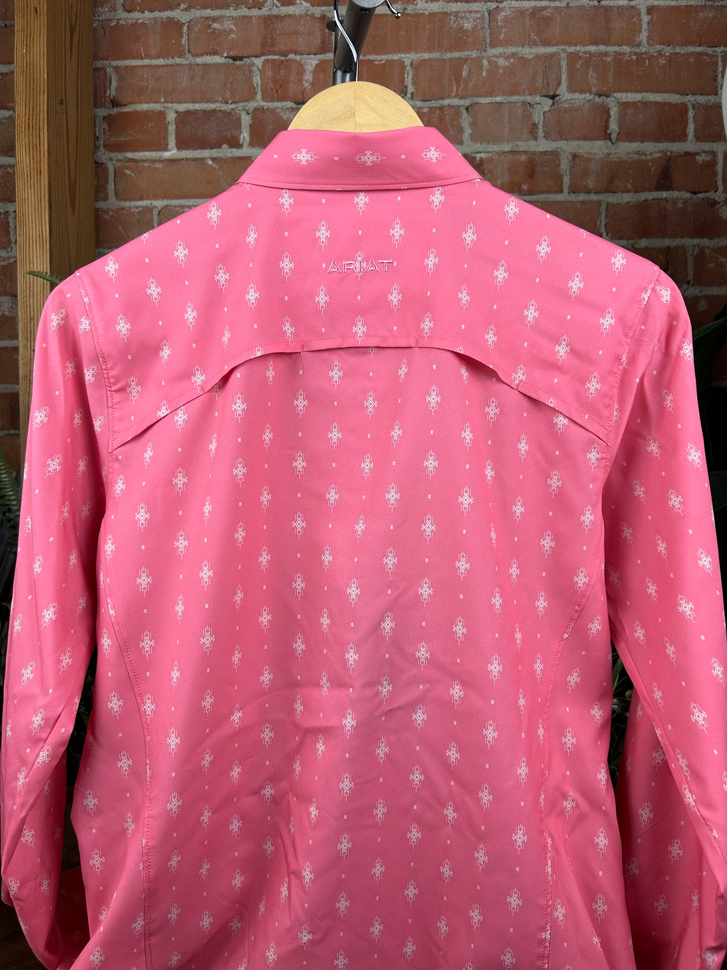 Aztec Coral Ventteck Shirt