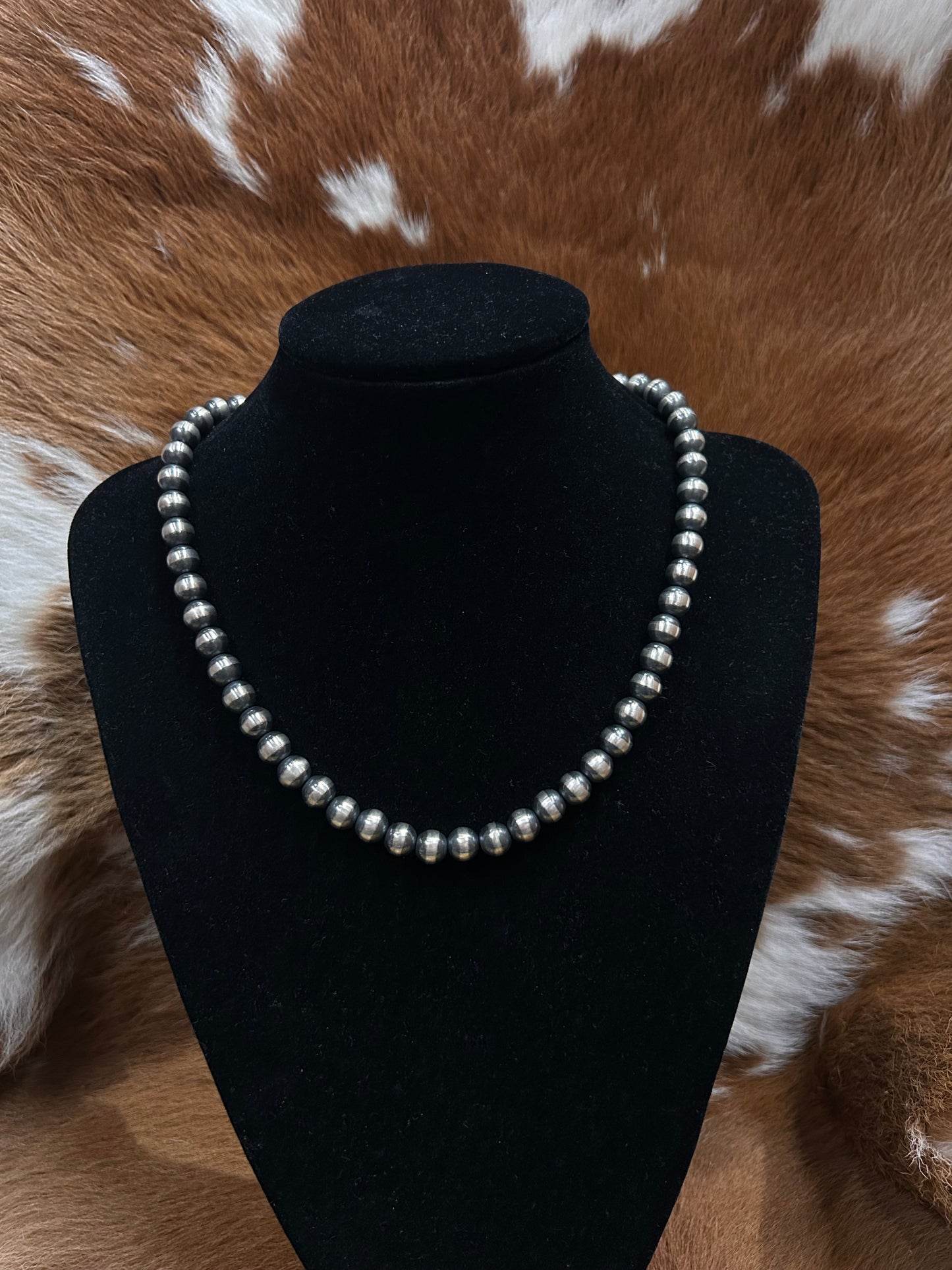 10 MM Navajo Pearls