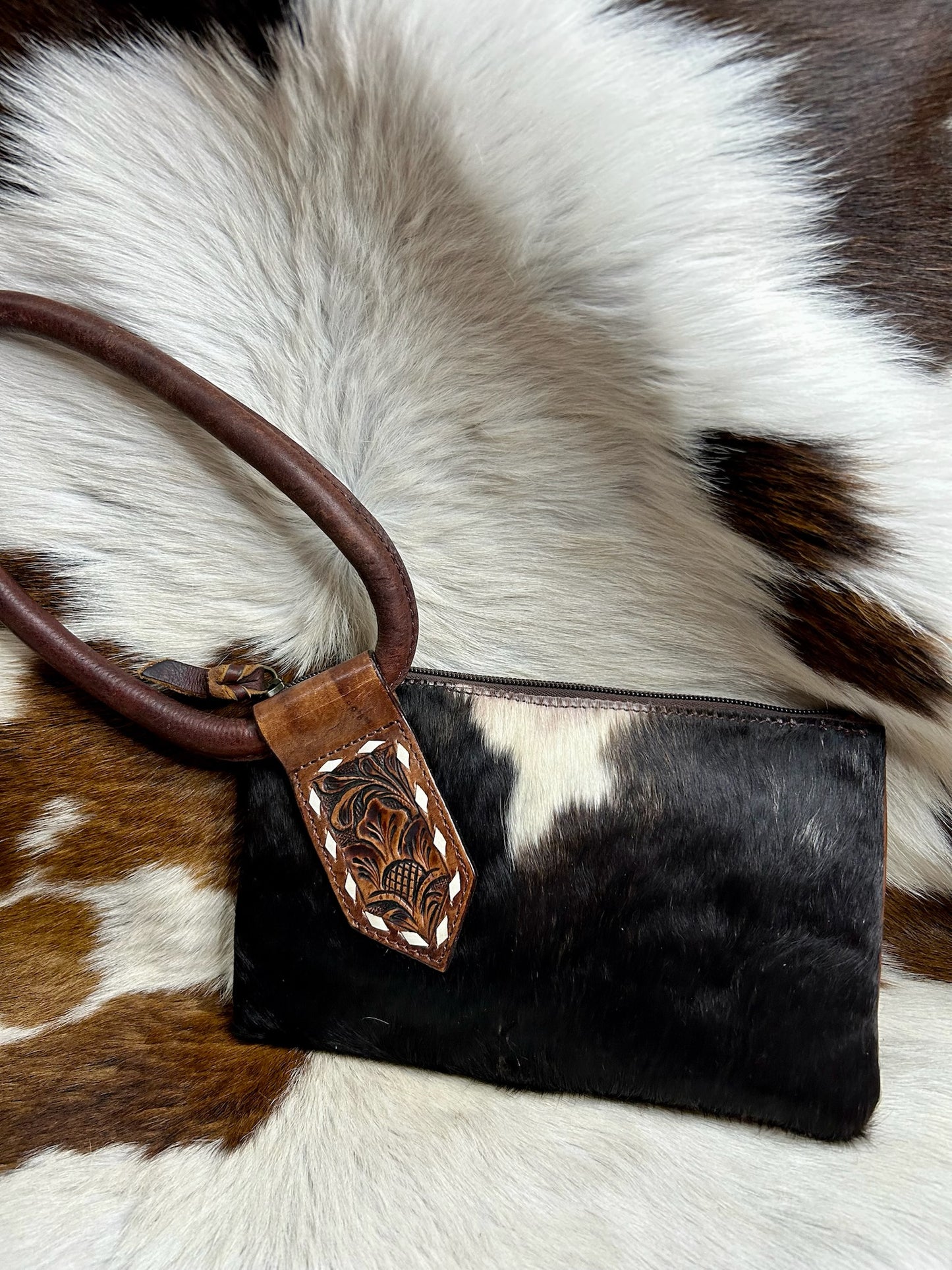 Lady Vein Wristlet