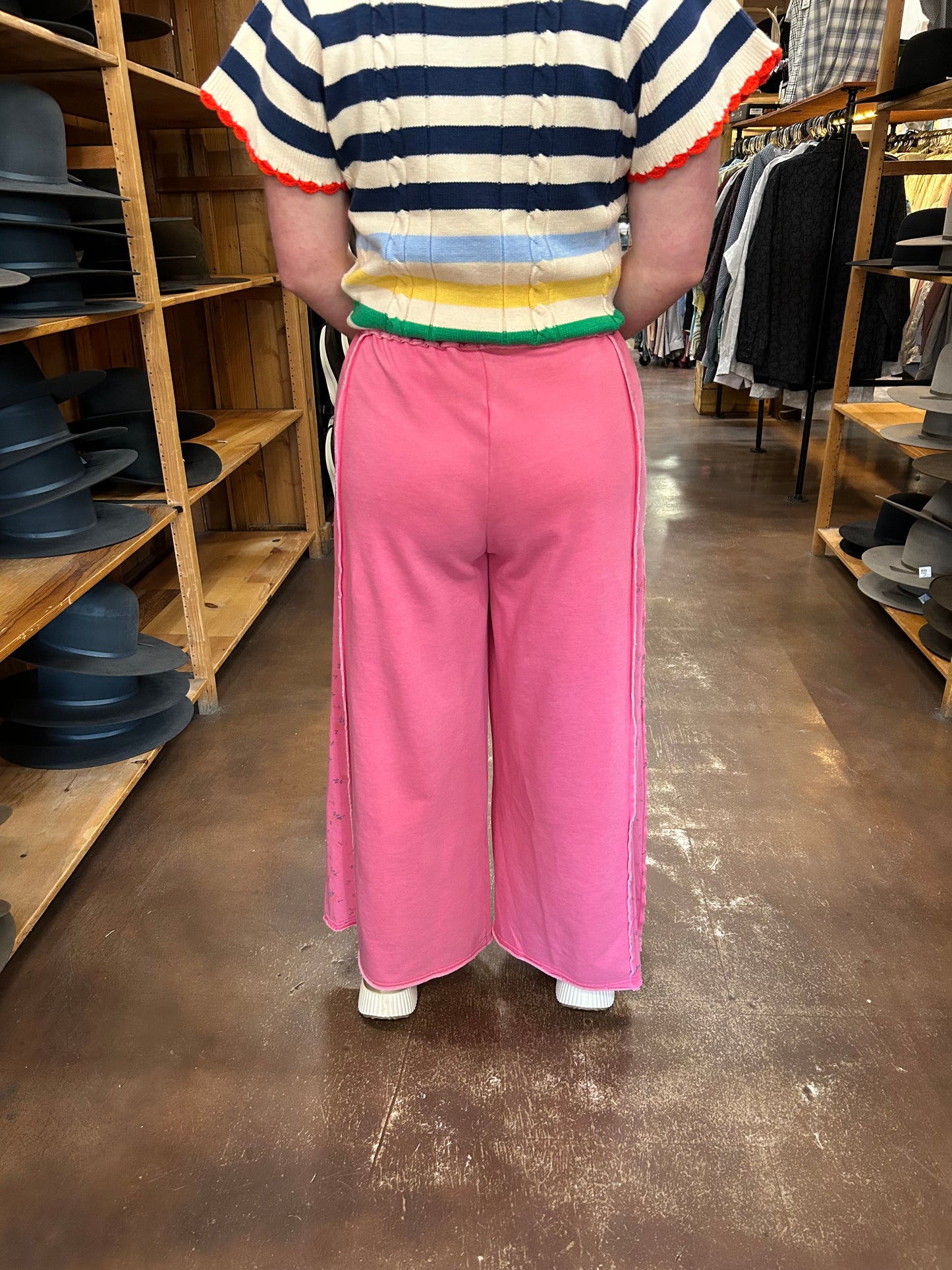 Charli Brown Pants - Floral De